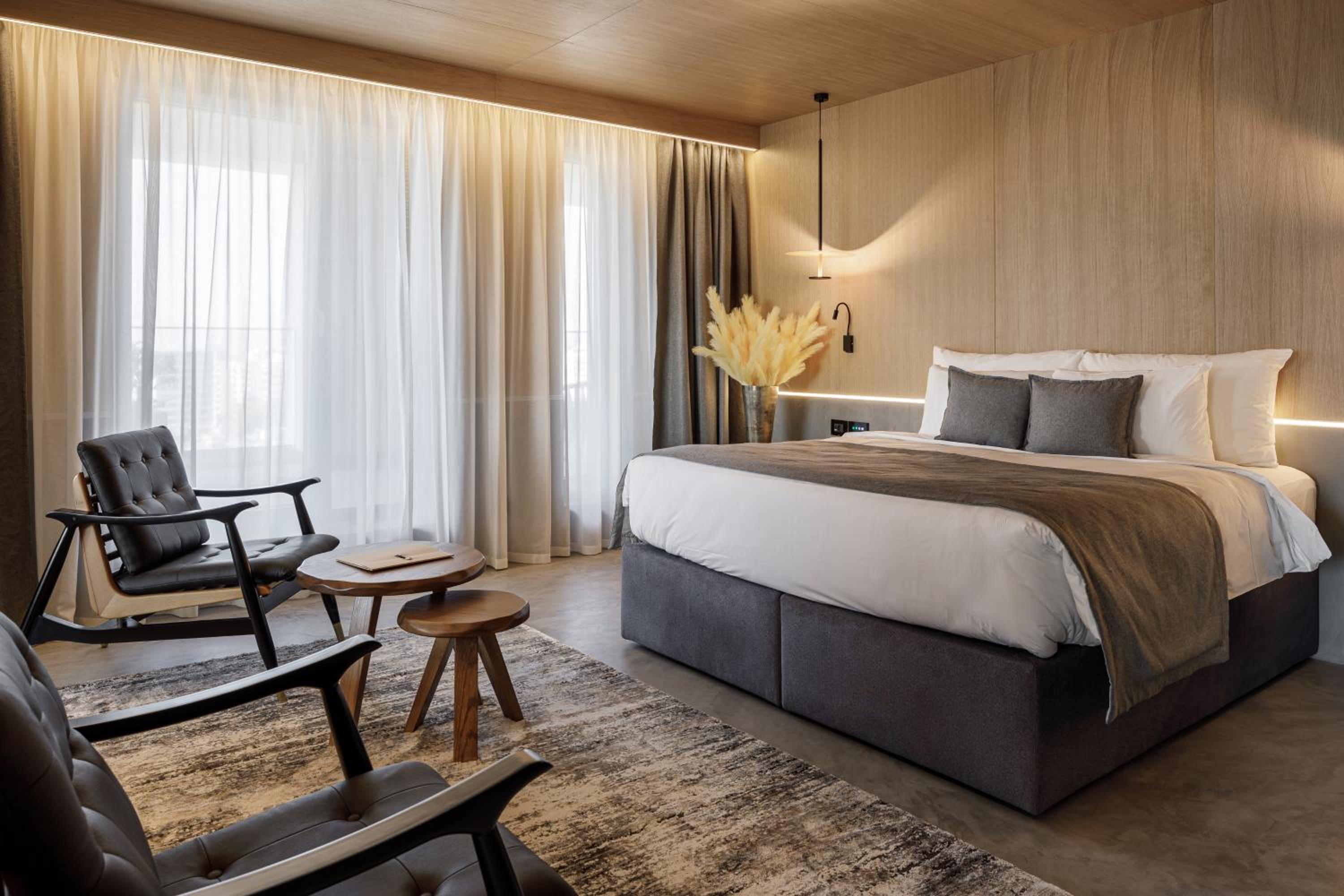 Signature Junior Suite - Photo 2