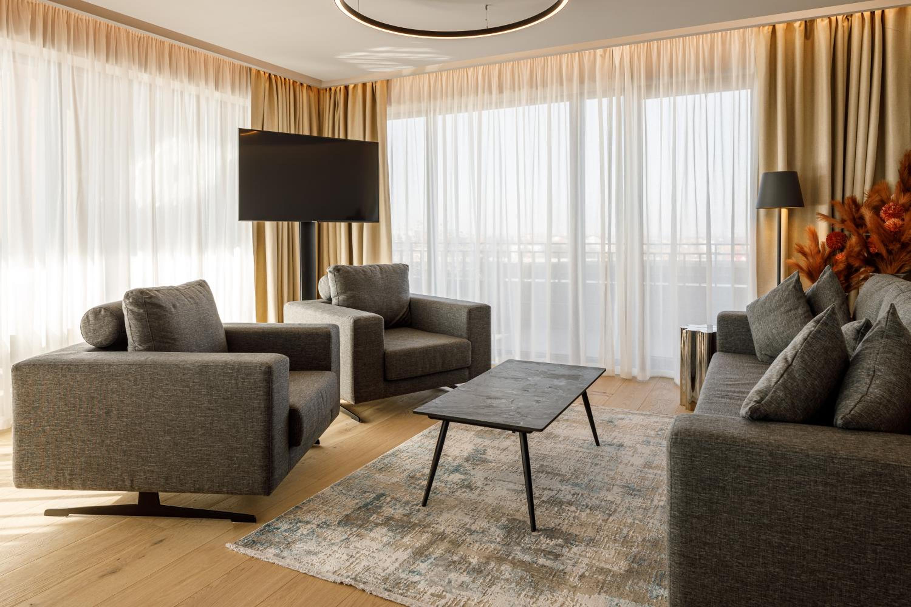 The Qosmo Suite - Photo 14