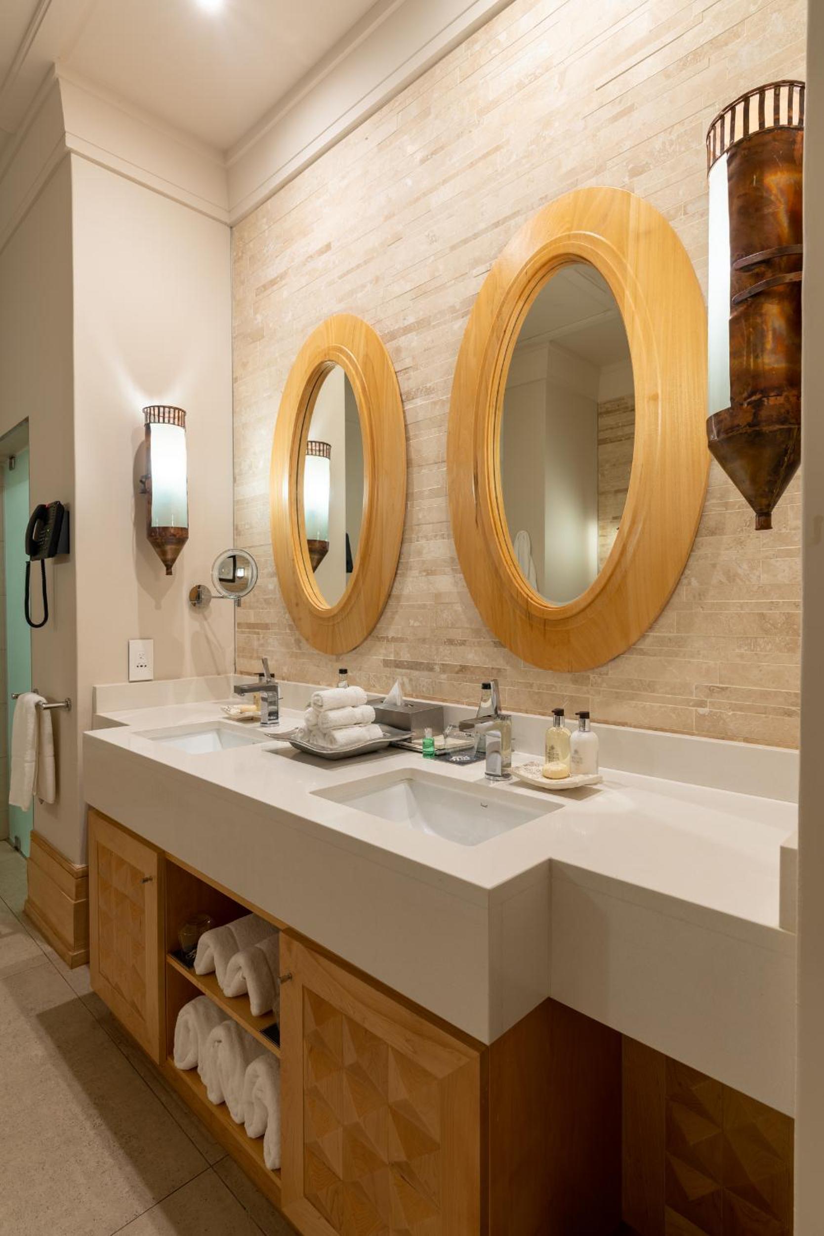Villa Luxury Suite - Photo 5