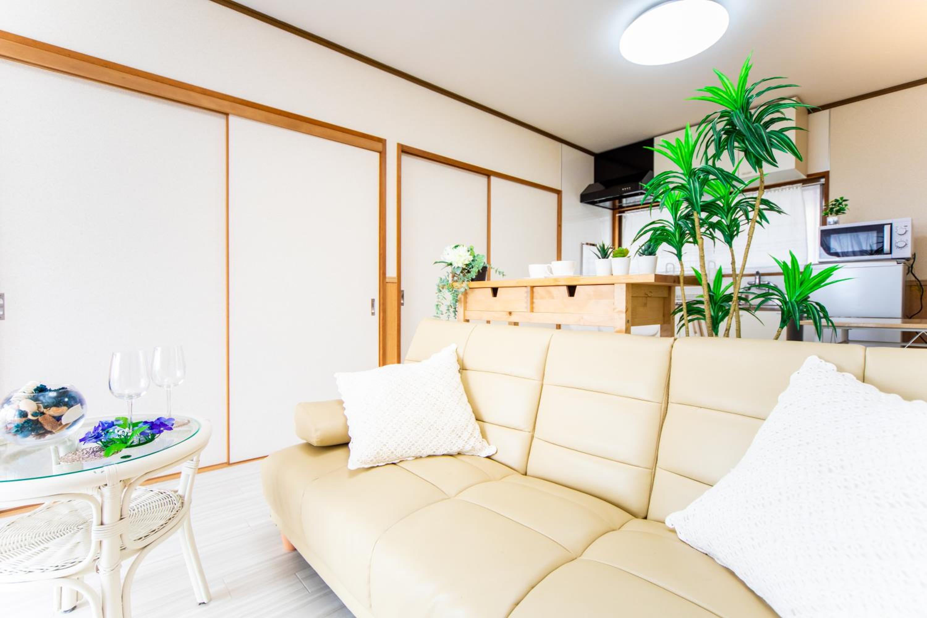 Two-Bedroom House - Photo 17
