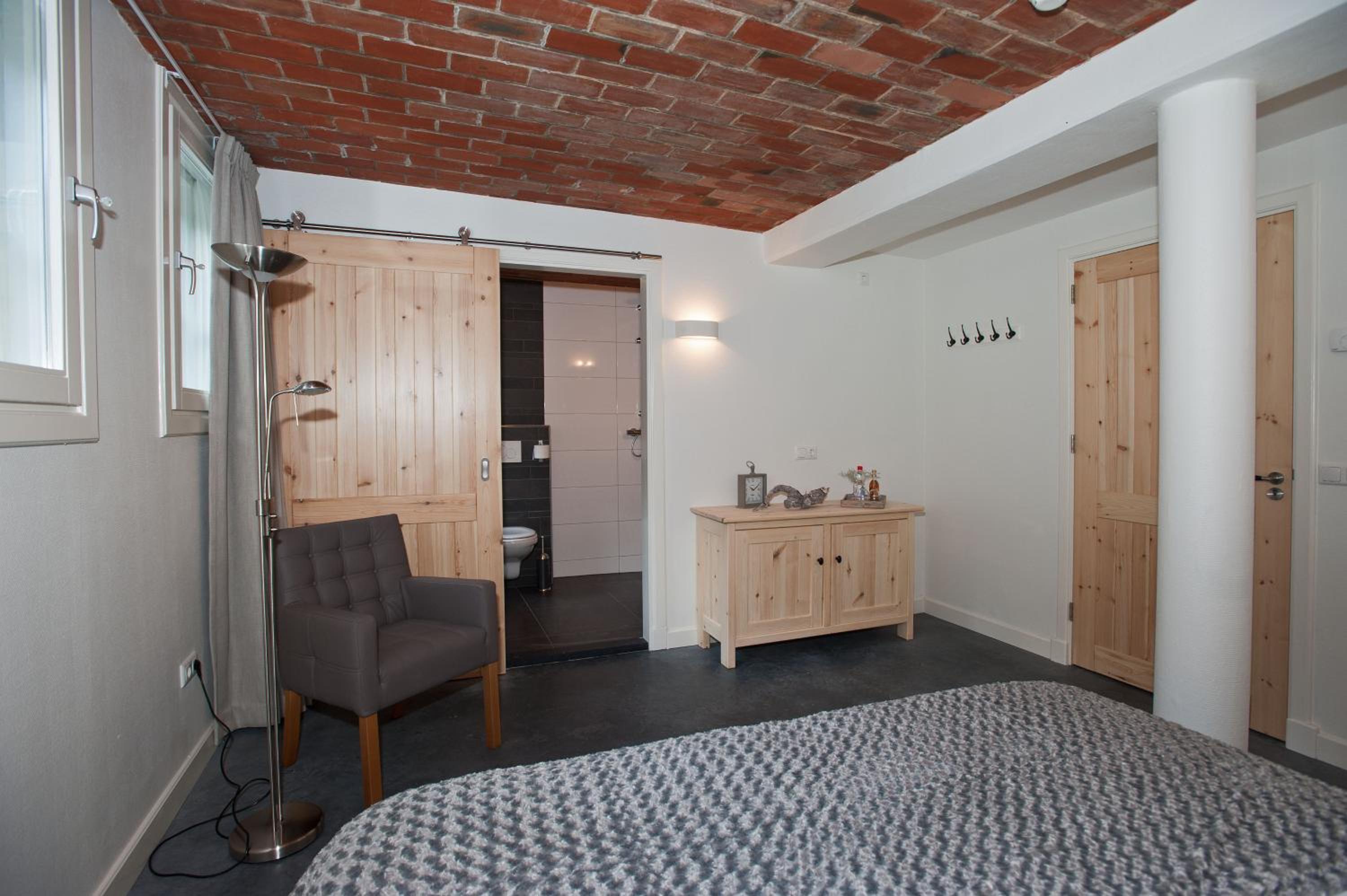 Deluxe Double Room with Bath photo 1