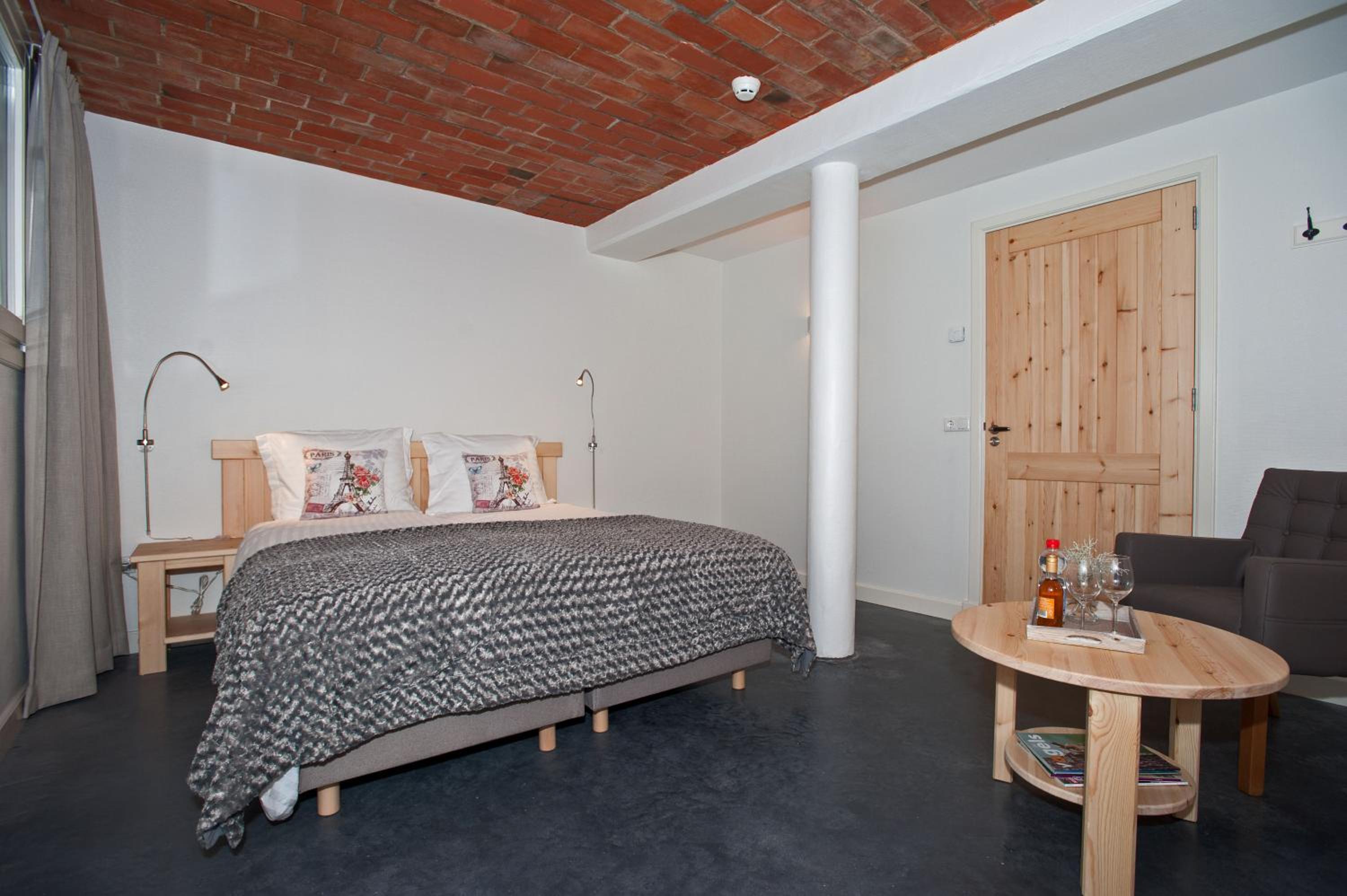 Deluxe Double Room photo 3