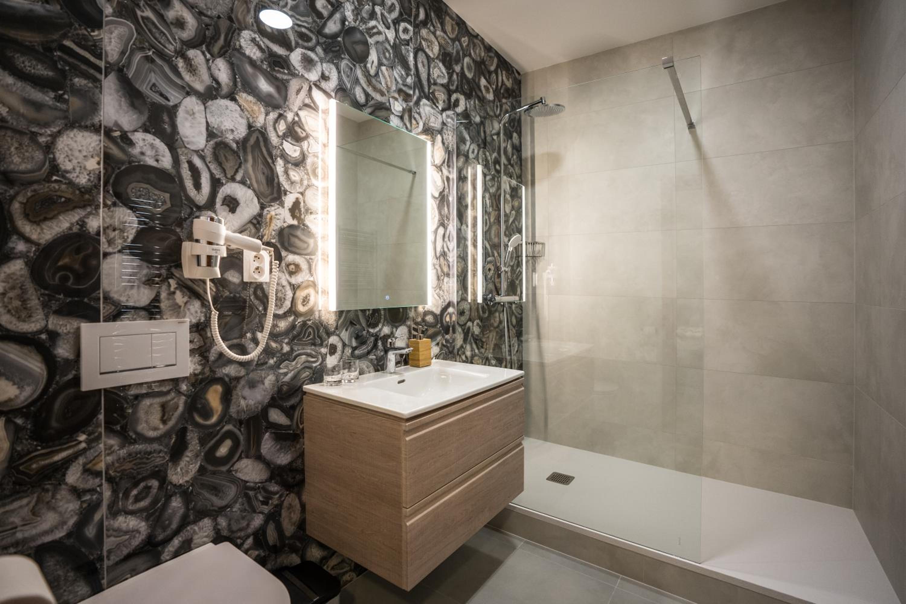 Superior Apartment photo 2