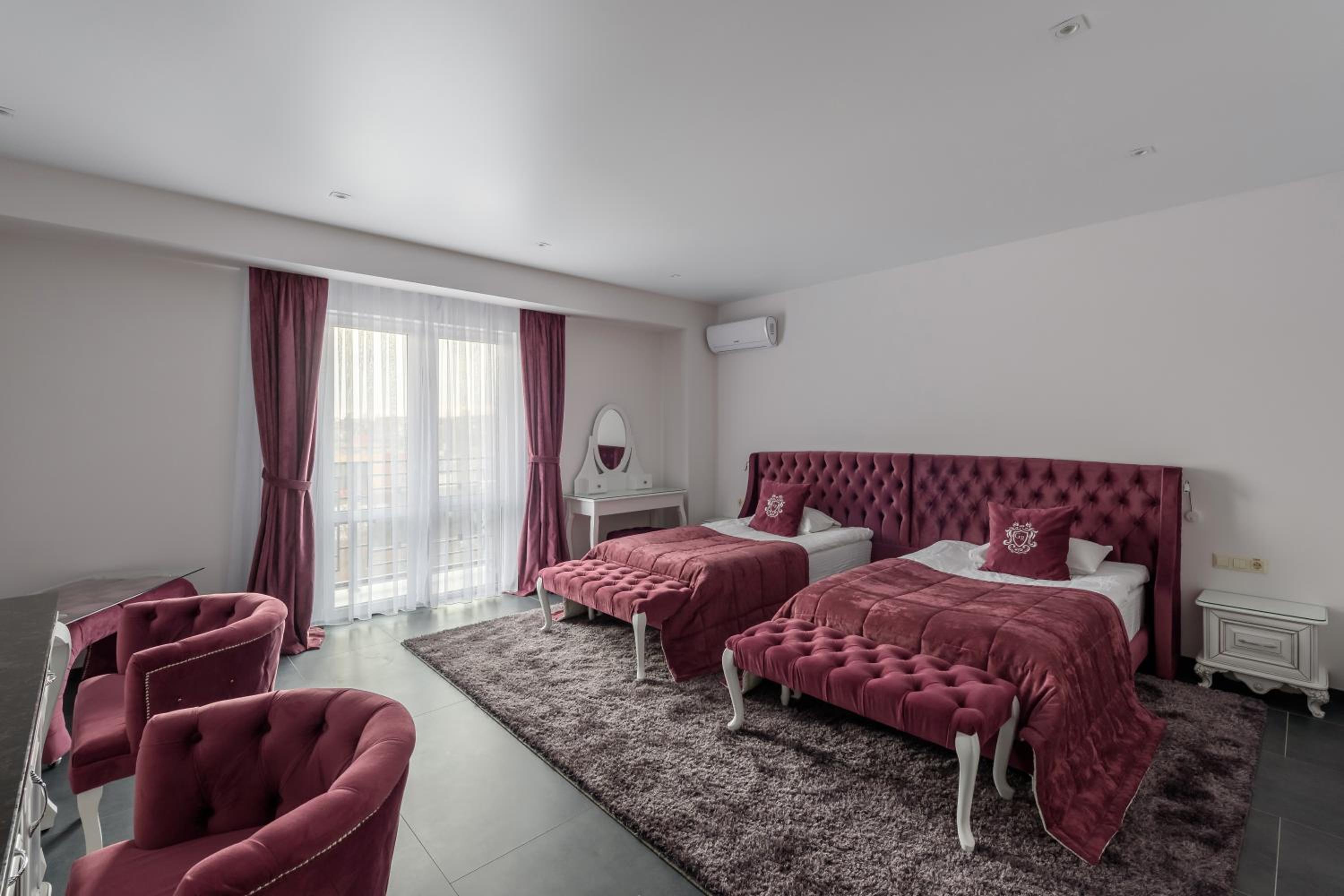 Superior Twin Room photo 3