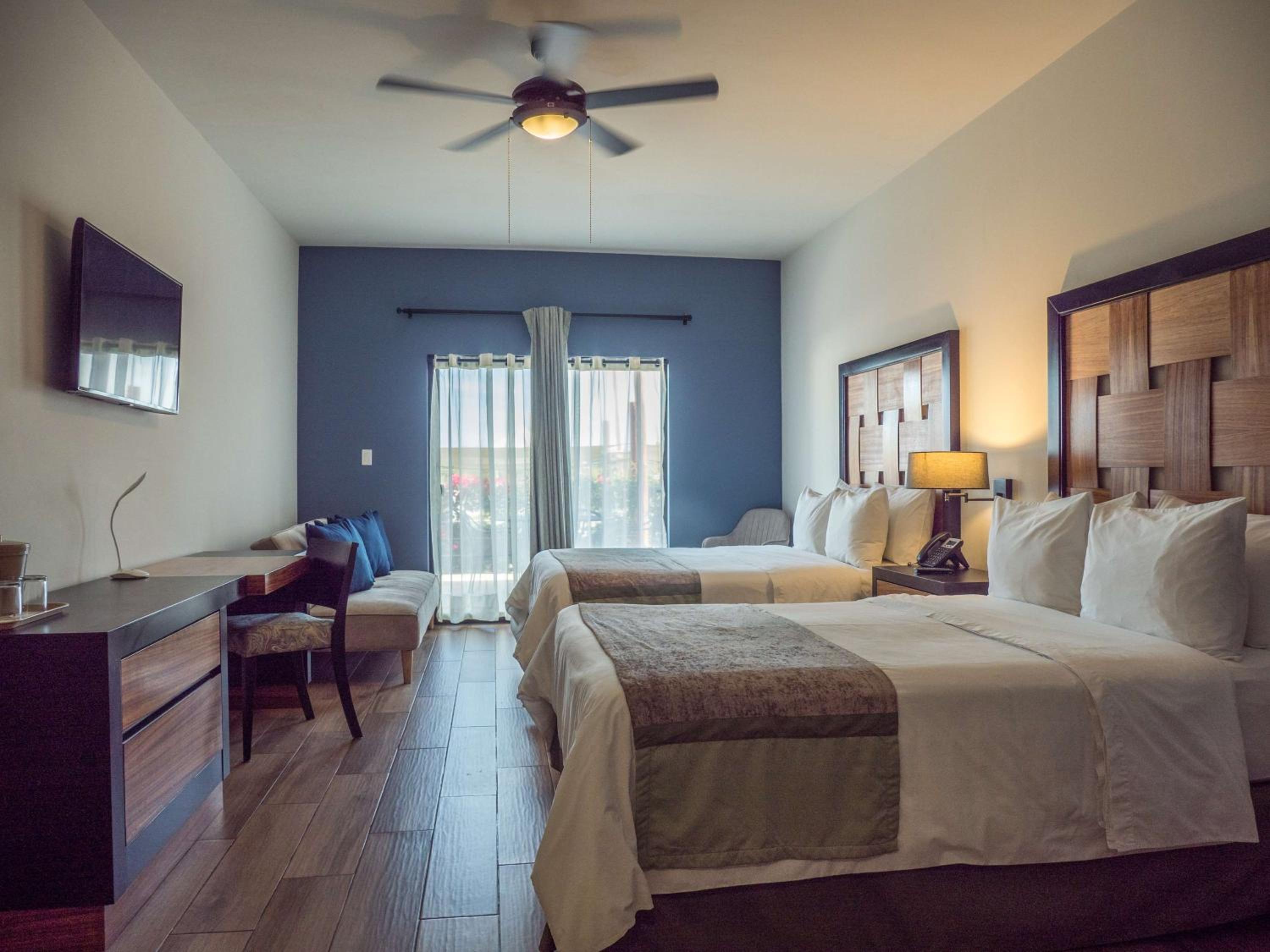Double Suite with Two Double Beds with Sofa Bed - Photo 1