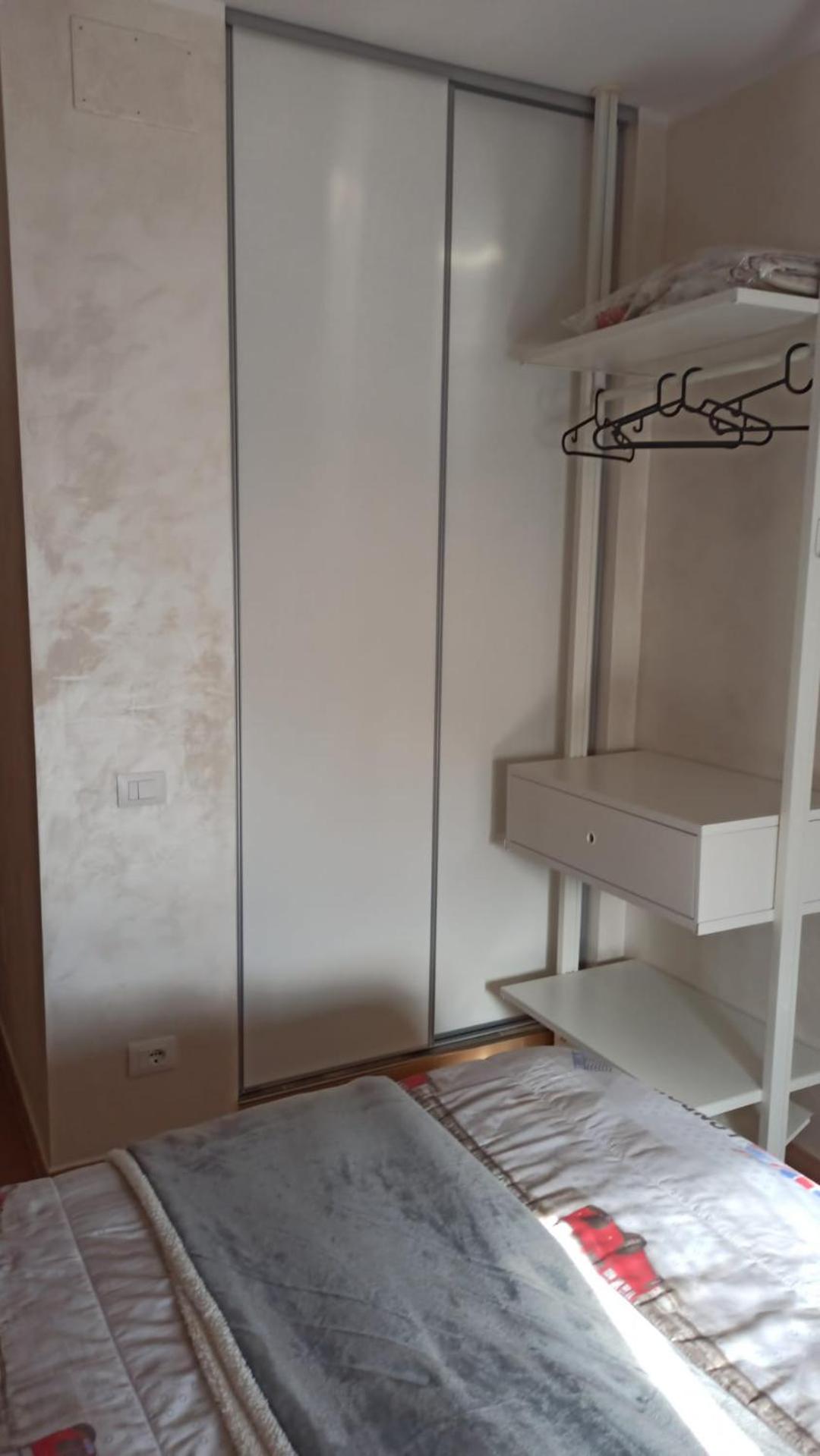 Double Room with Private Bathroom - Photo 11