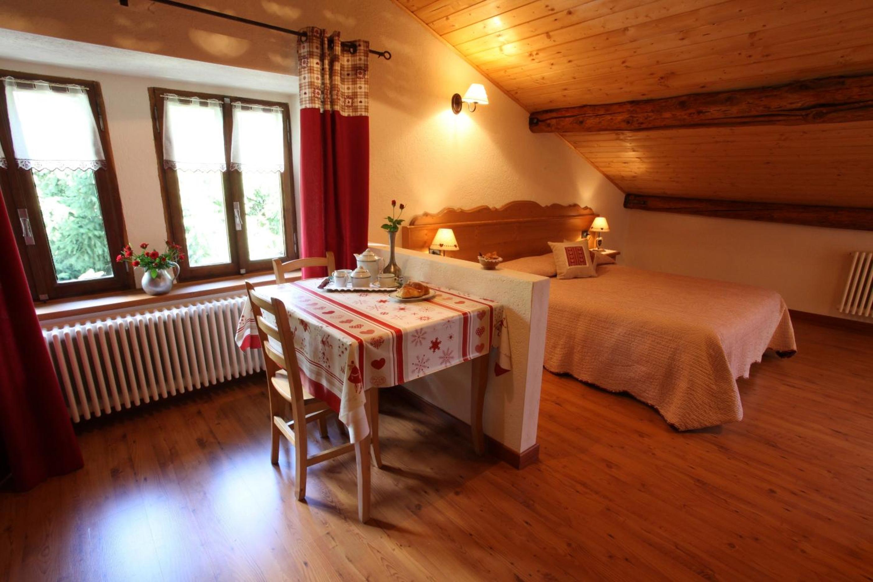 Double Room - Attic photo 2