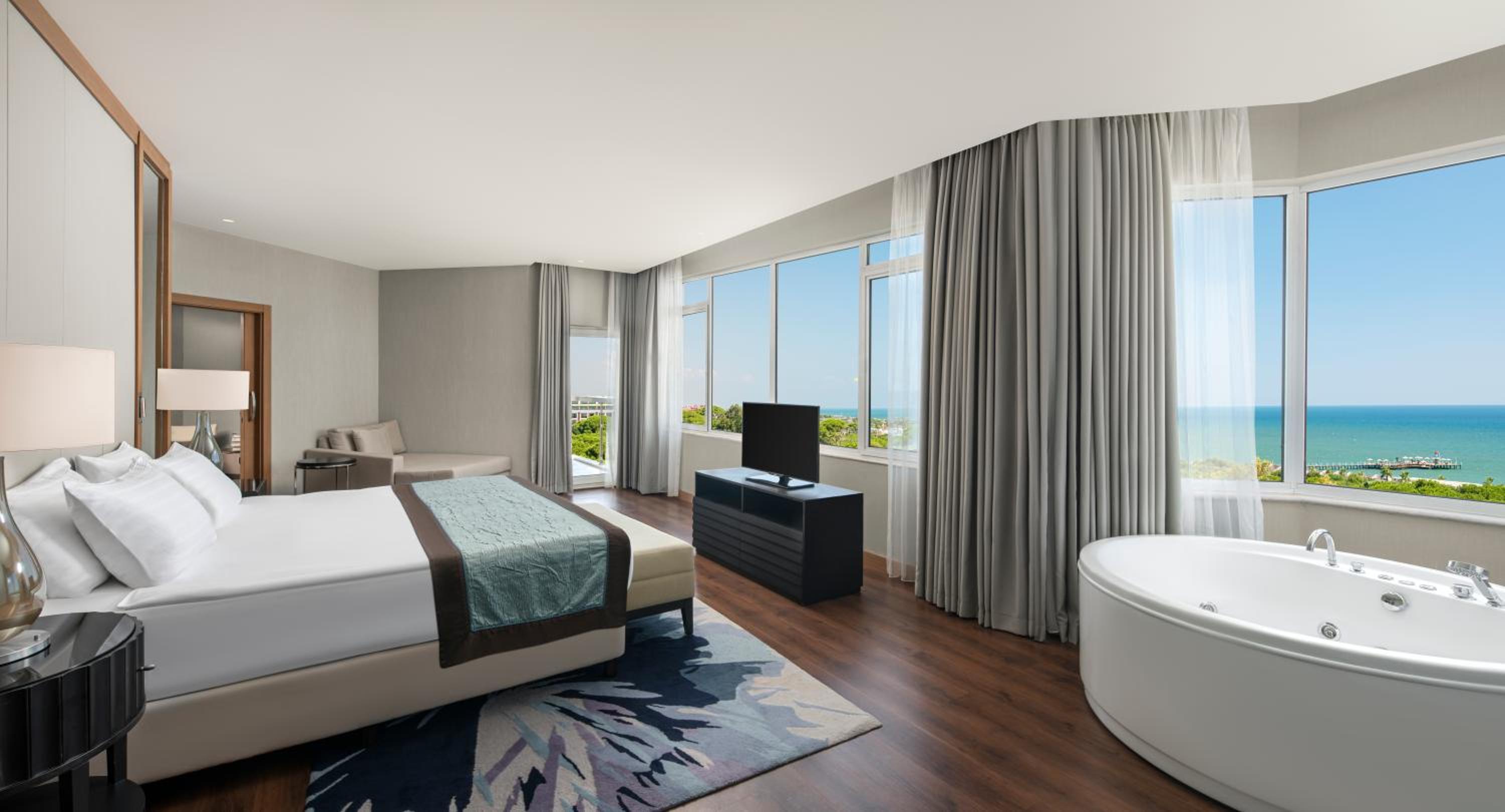 Excellent Suite photo 2