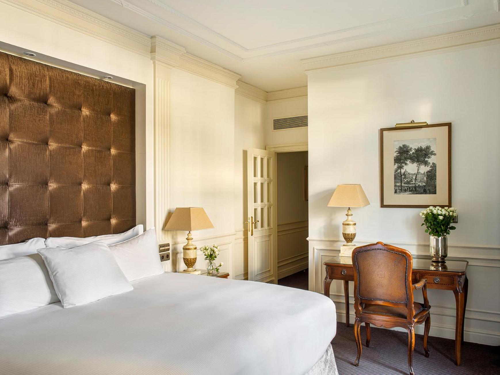 Grand Supreme Room with Jacuzzi Red Level