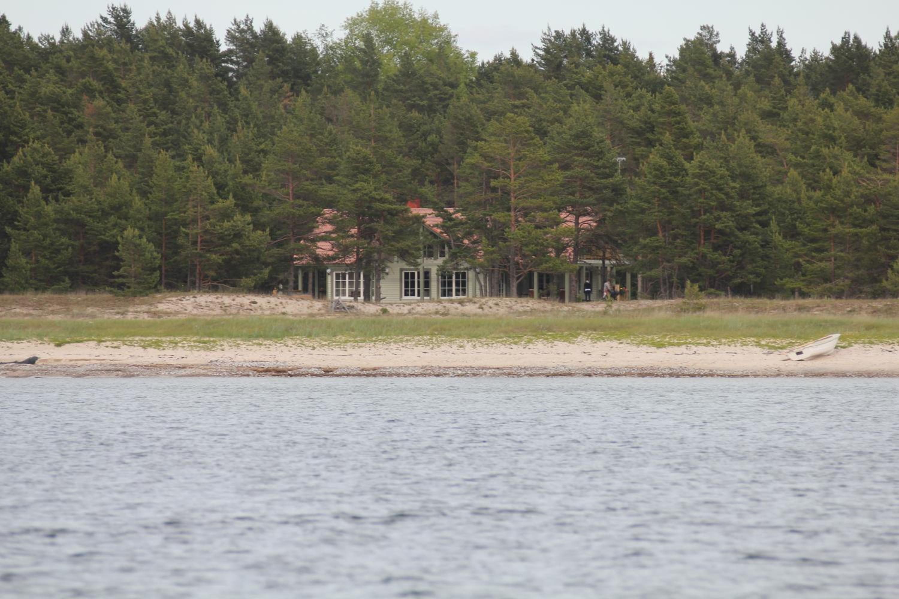Villa - Beach Front photo 2