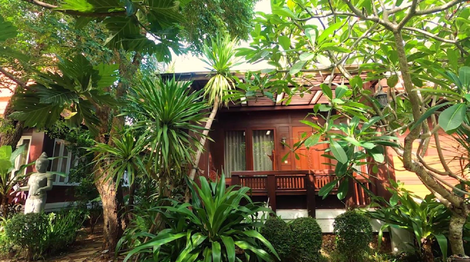 Luxury Suite Bungalow photo 3