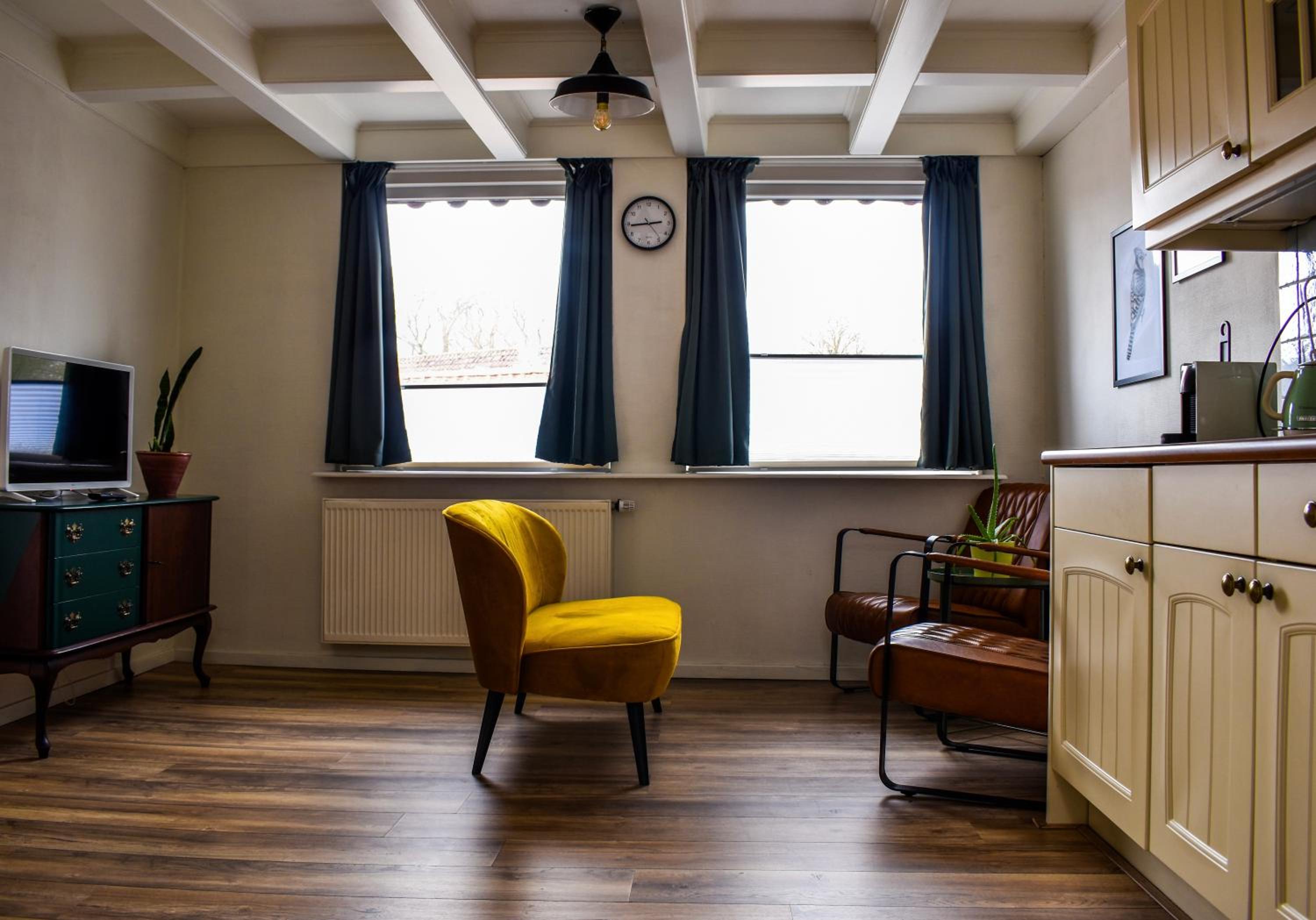 One-Bedroom Standard Apartment