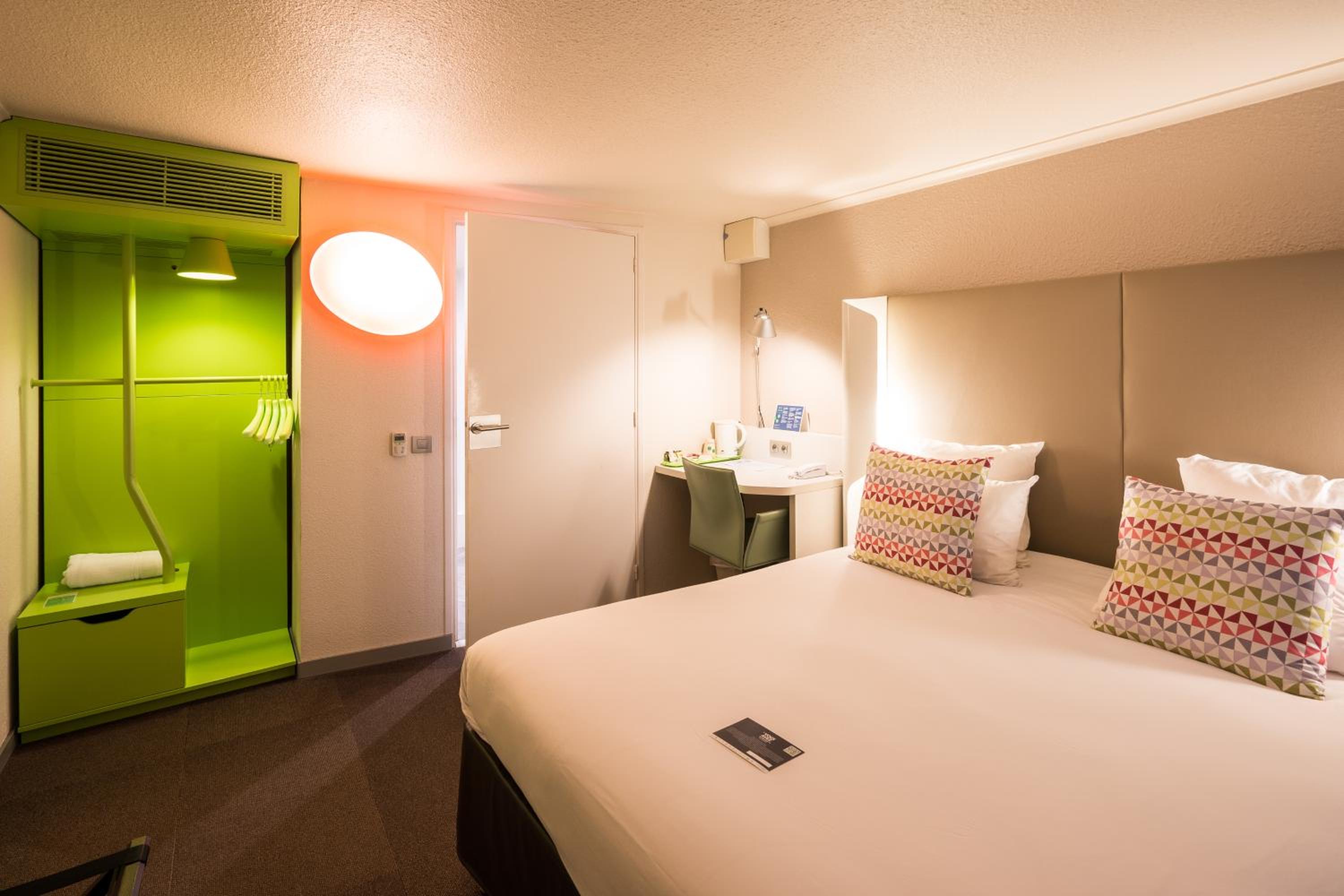 Standard Double Room - Photo 3