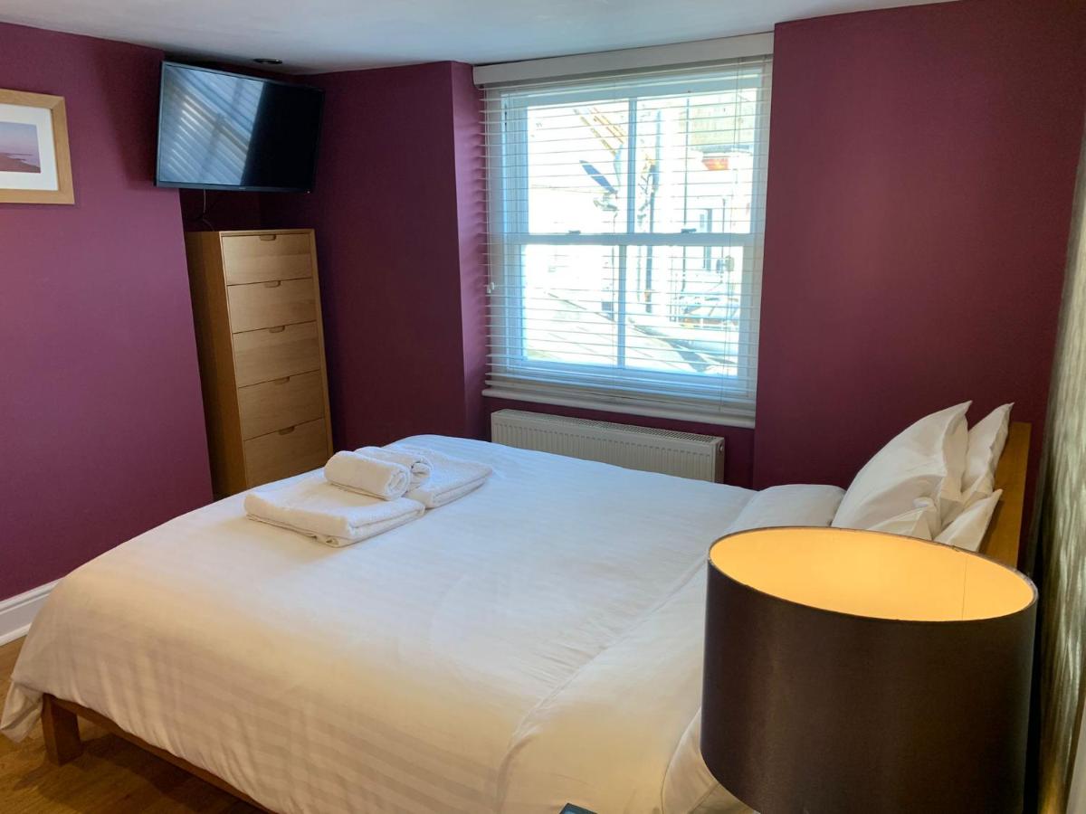 Economy Double Room photo 1