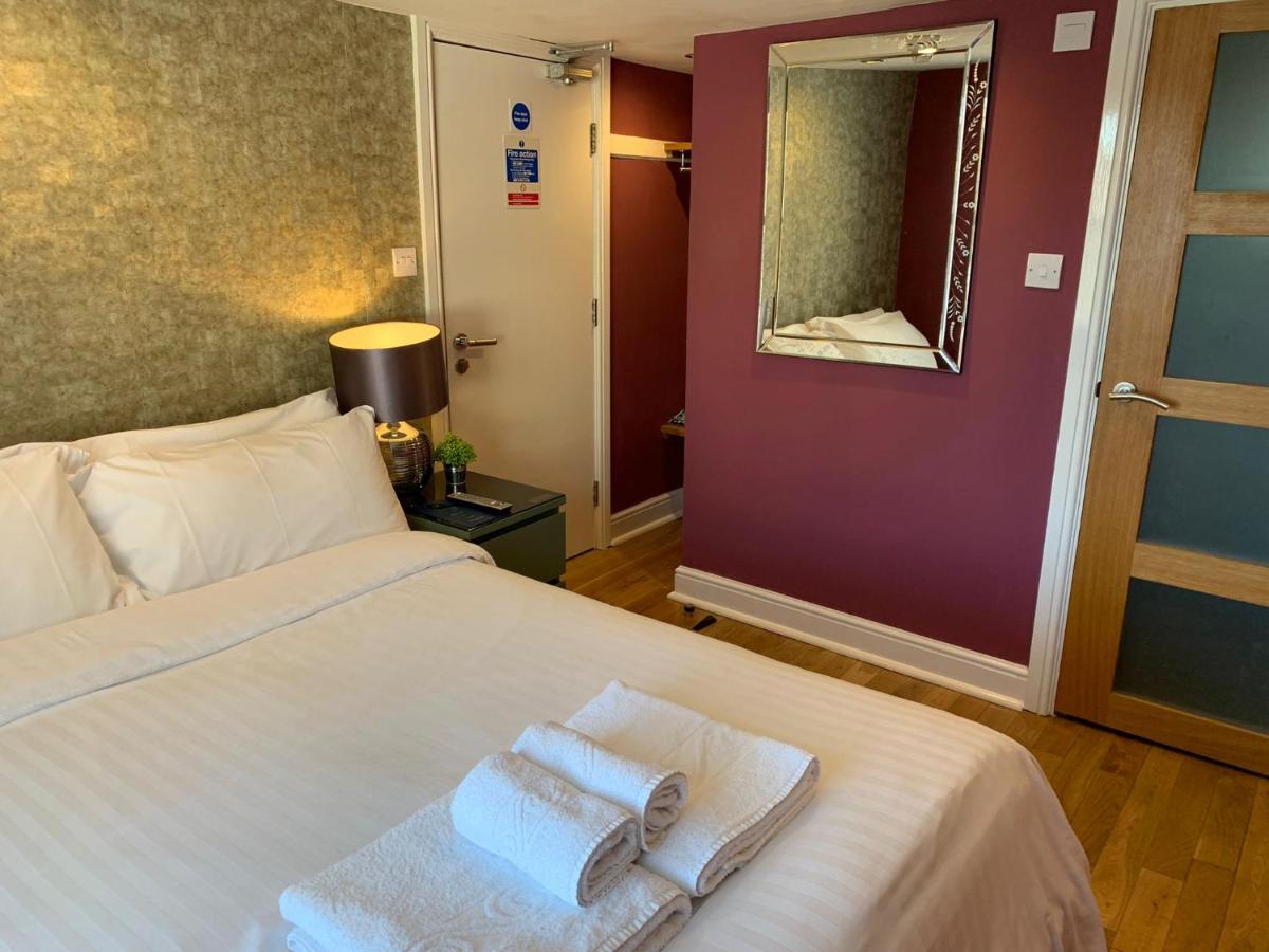 Economy Double Room photo 2