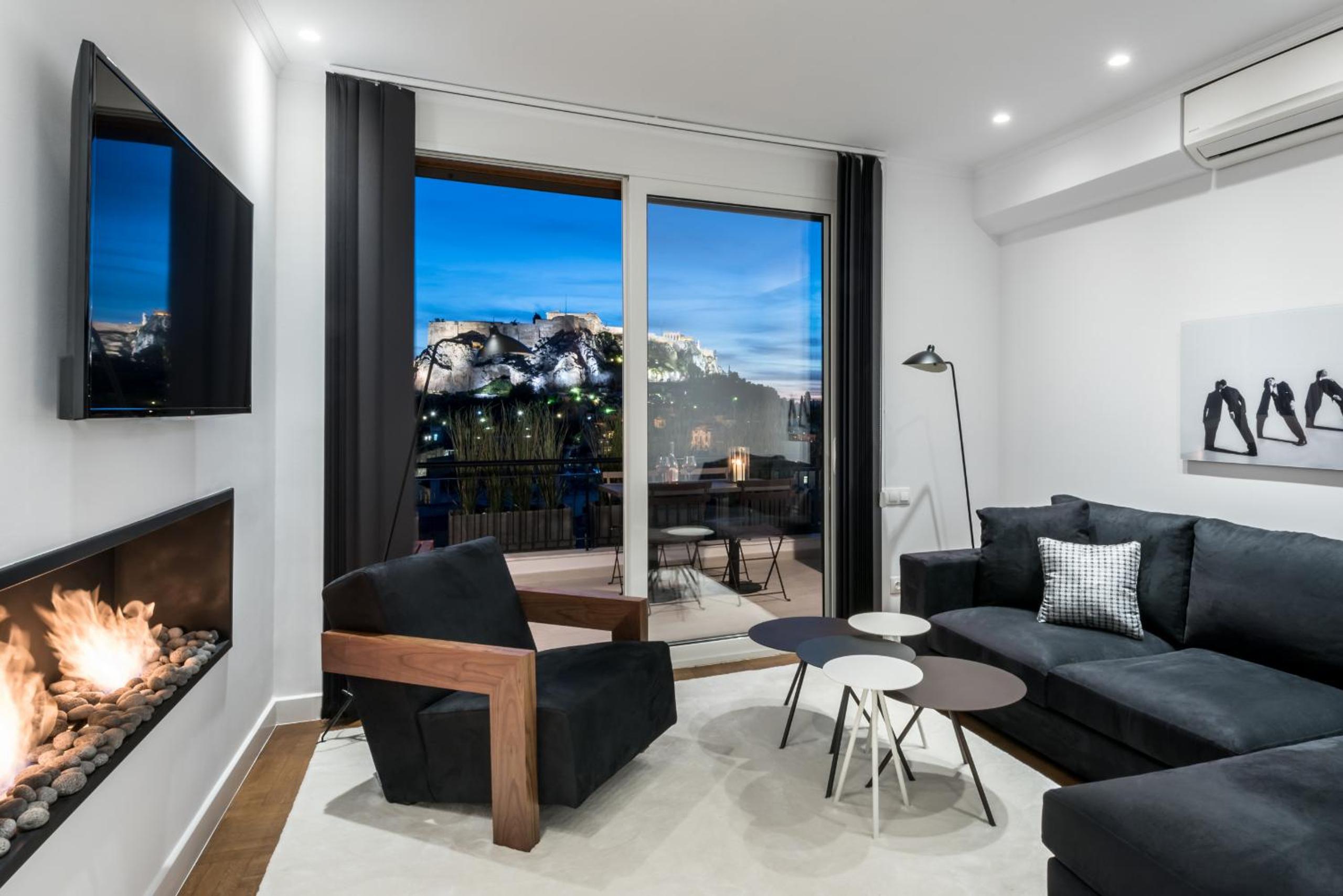 Deluxe Apartment