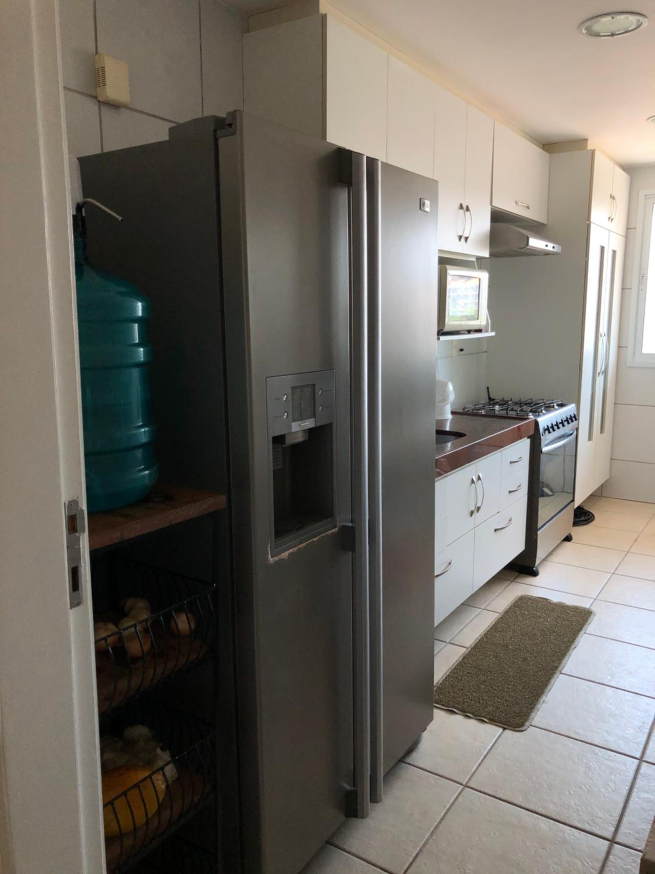 Three-Bedroom Apartment - Photo 40