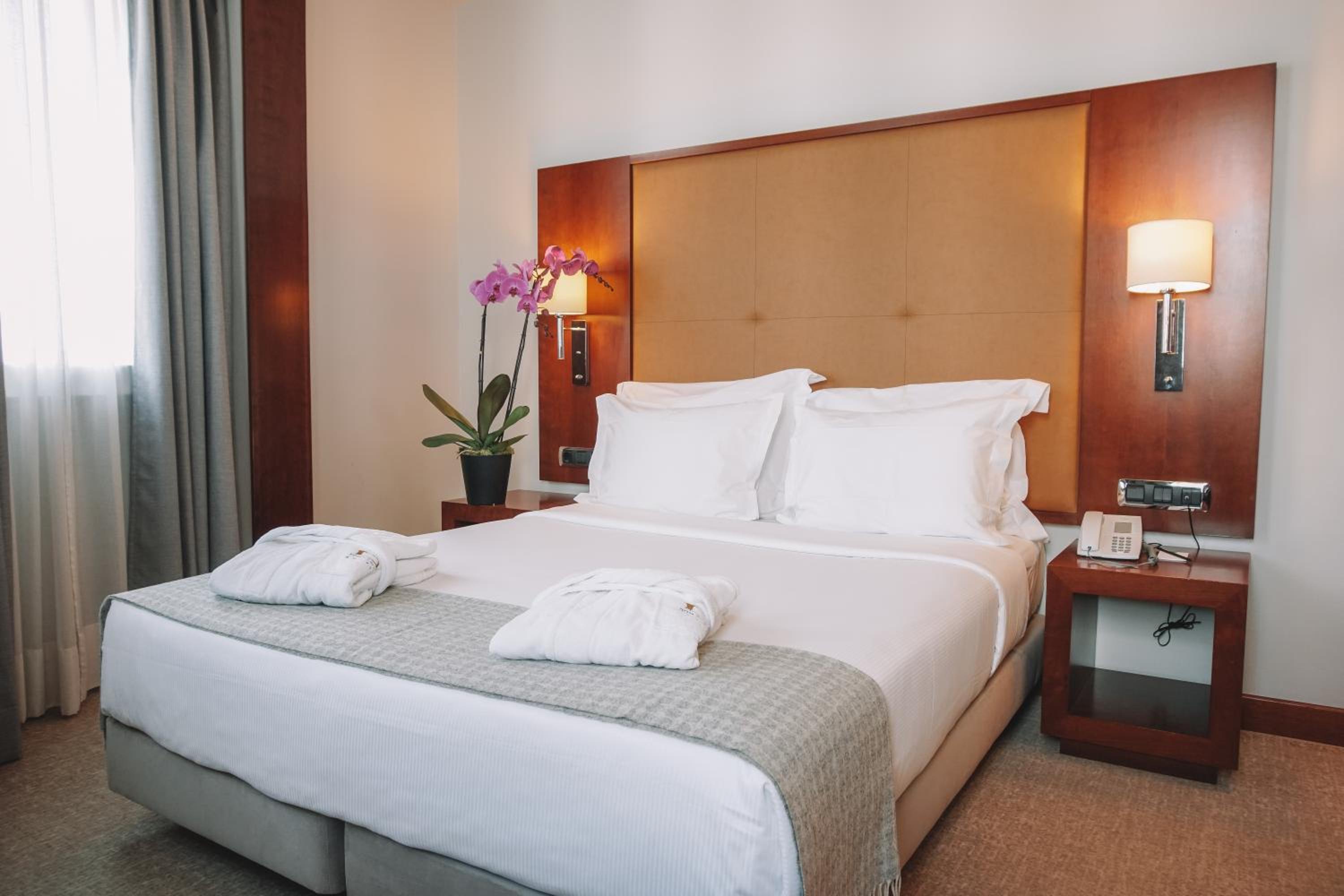 Deluxe Double Room - Photo 2