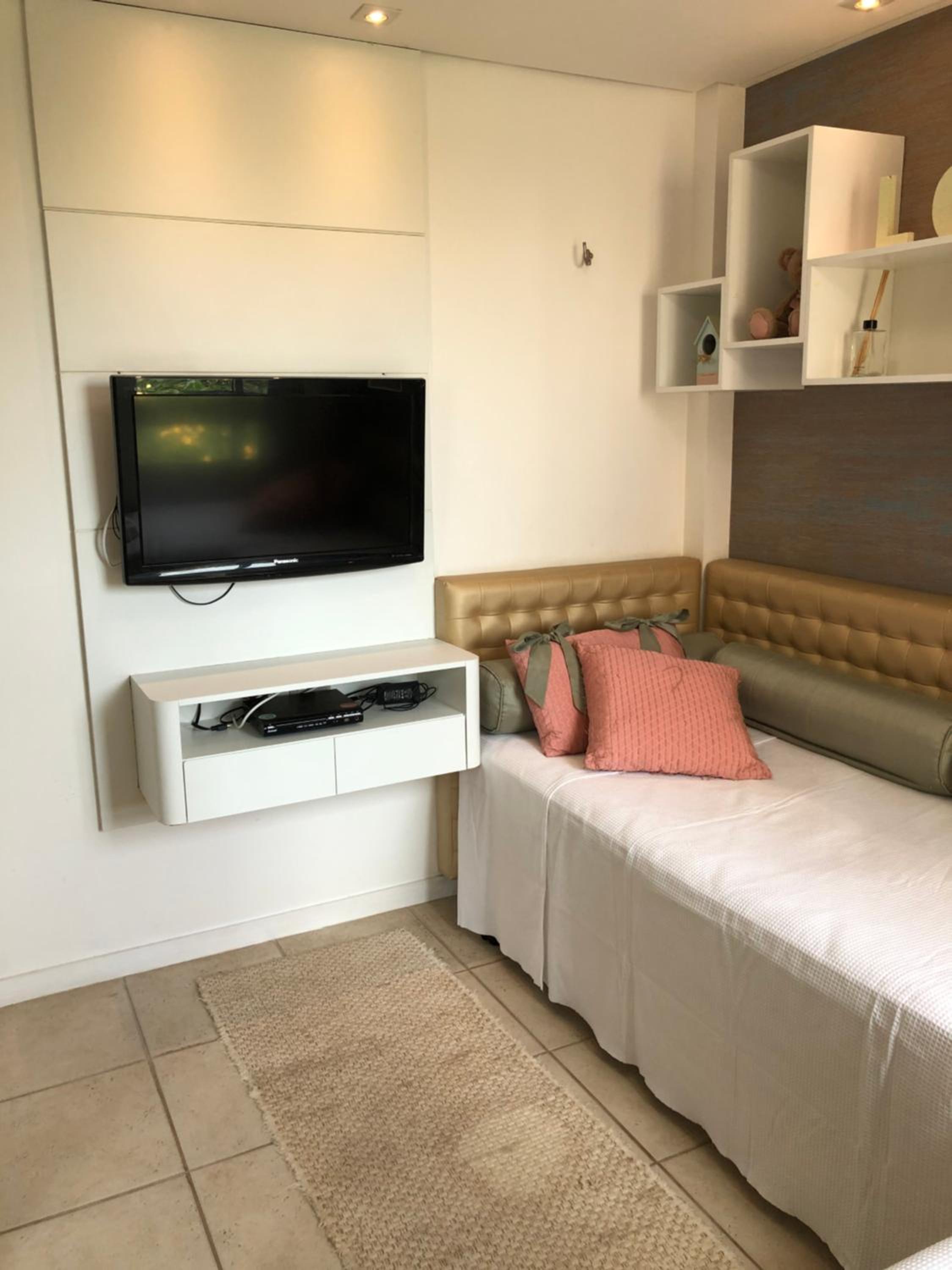Three-Bedroom Apartment - Photo 1