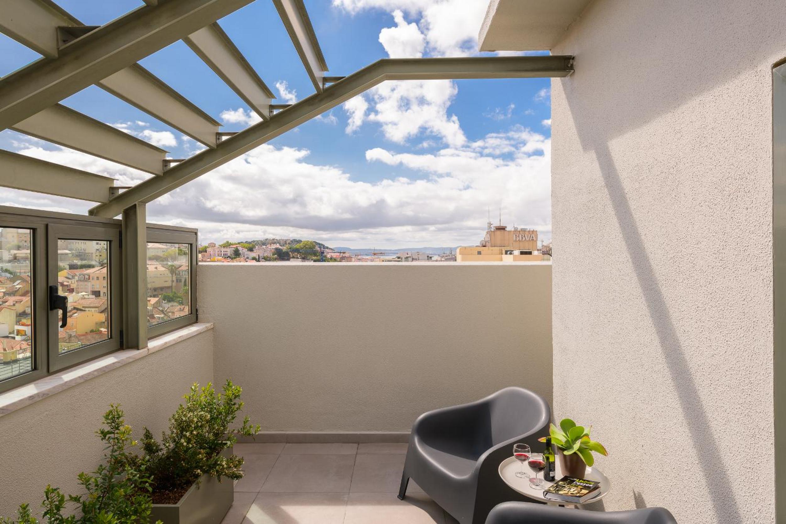 Deluxe Double or Twin Room with Private Terrace - Photo 8