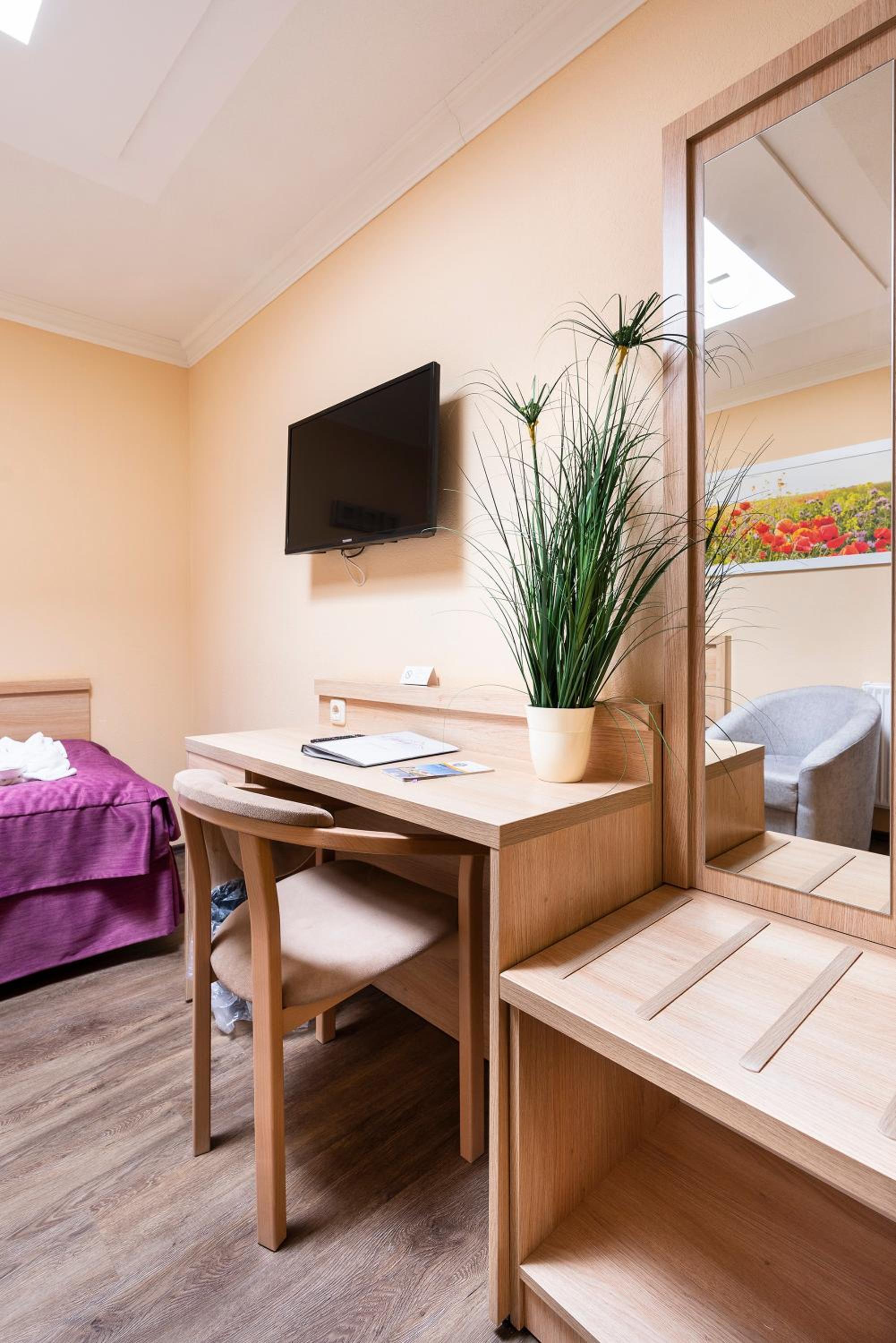 Single Room photo 2