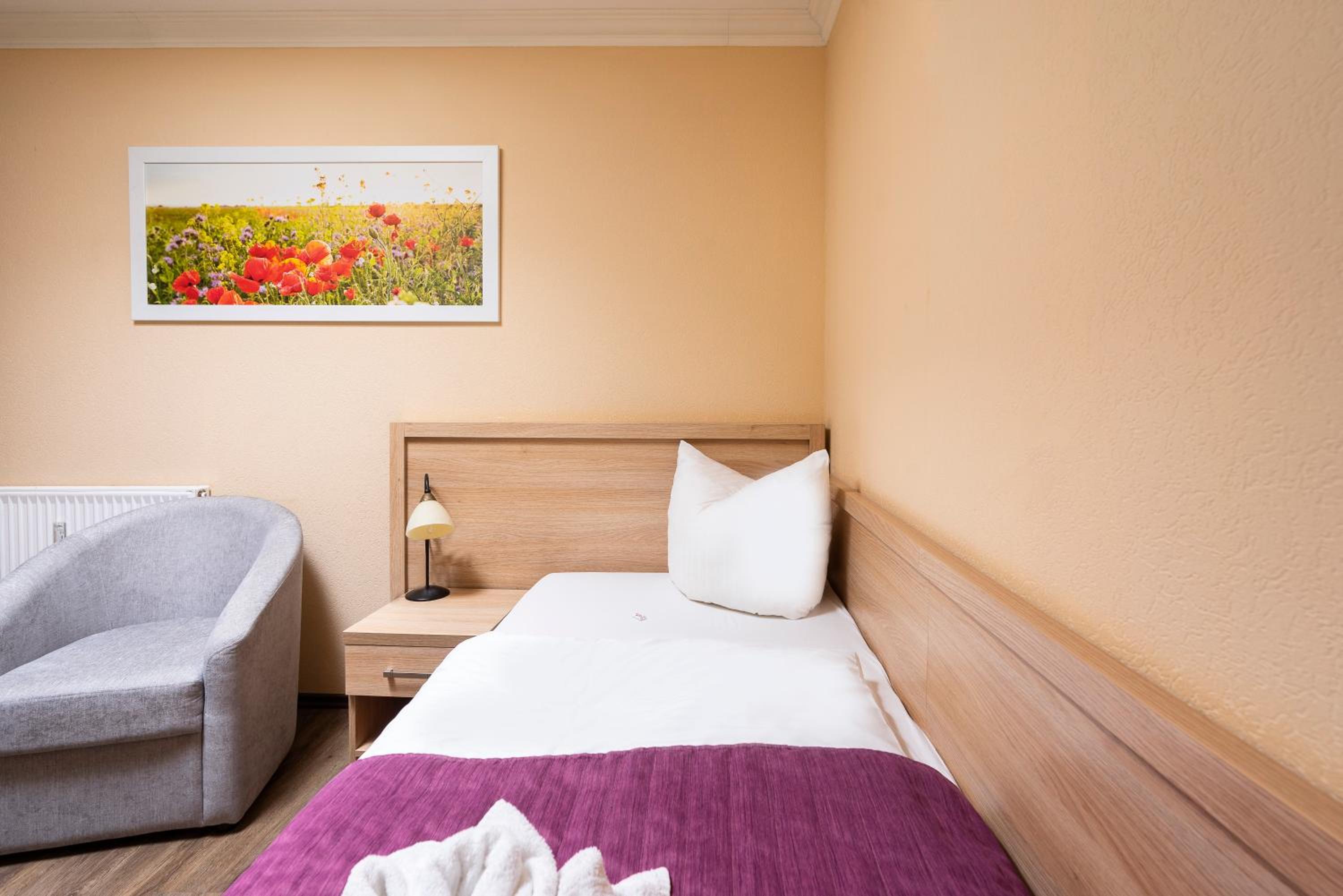 Single Room photo 3