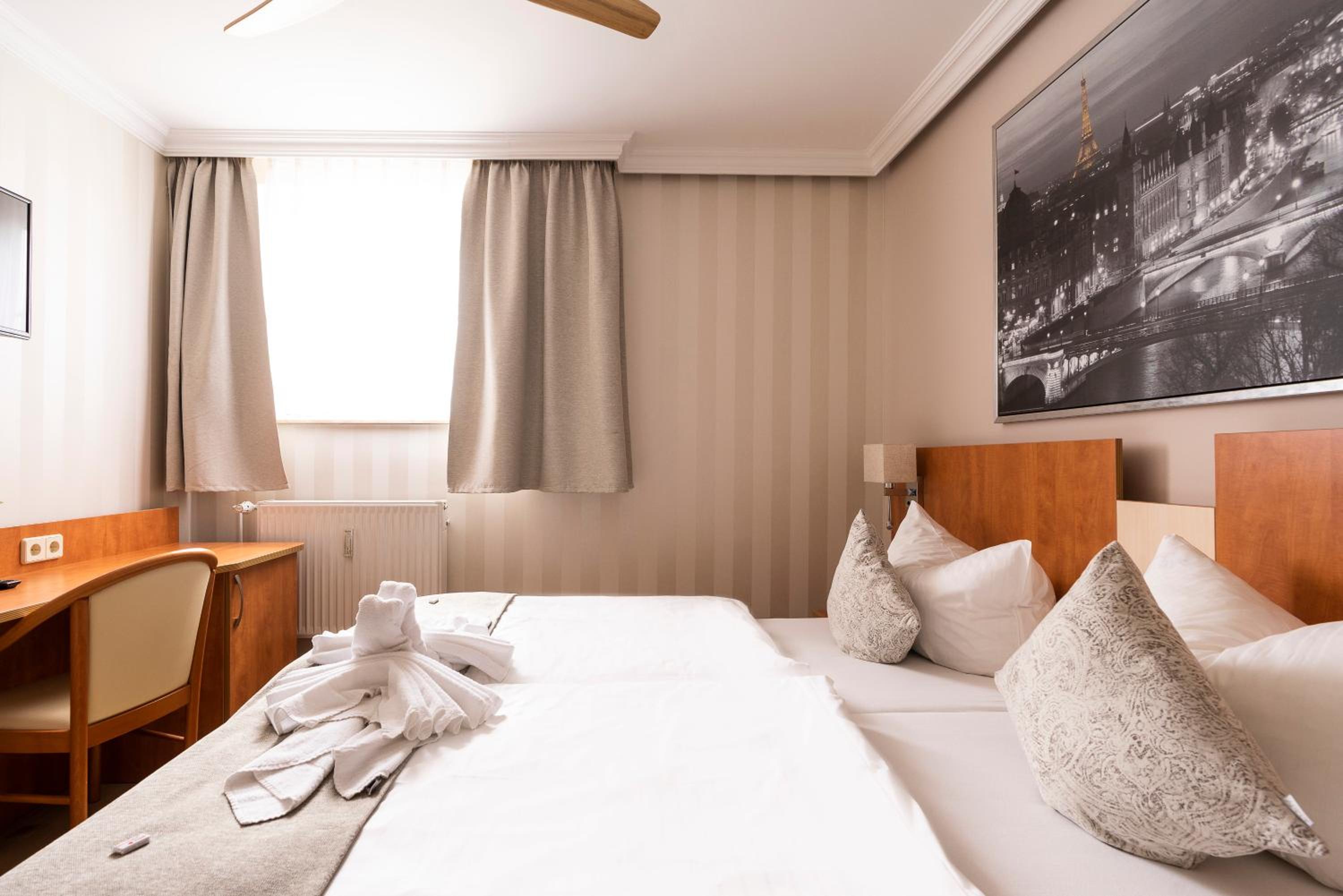 Triple Room - Photo 2