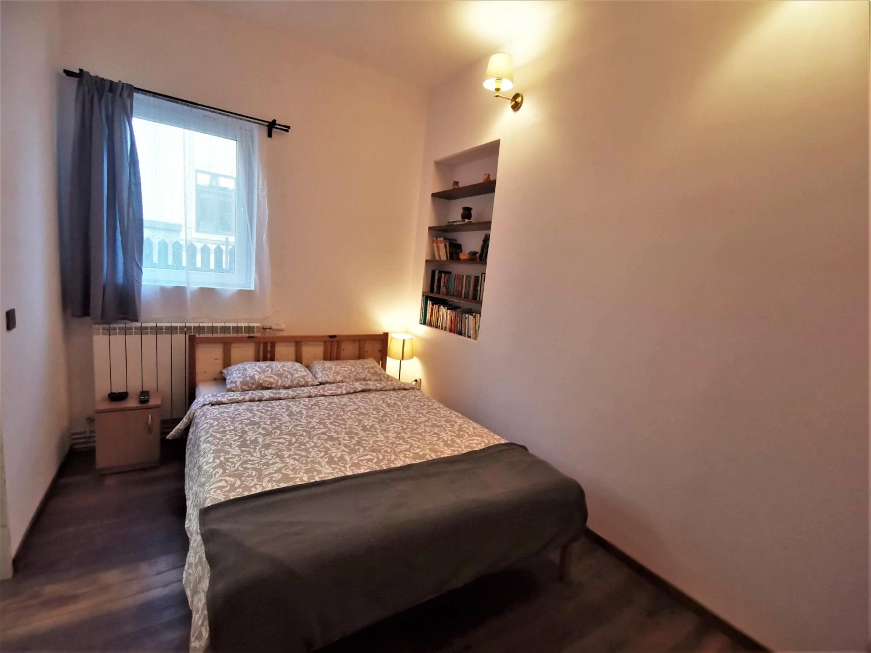 Three-Bedroom House - Photo 23
