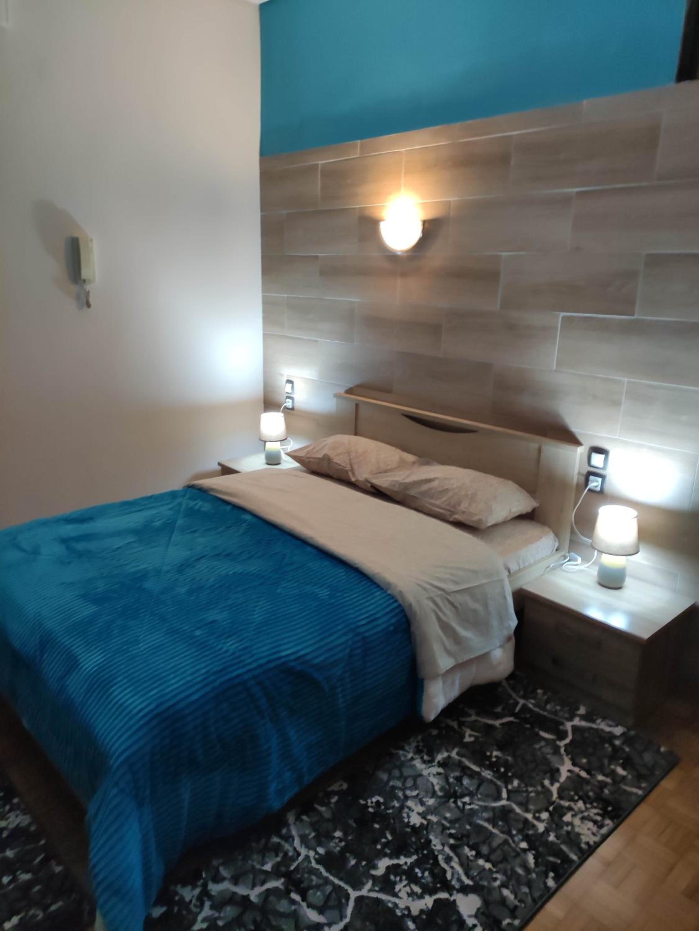One-Bedroom Apartment - Photo 15