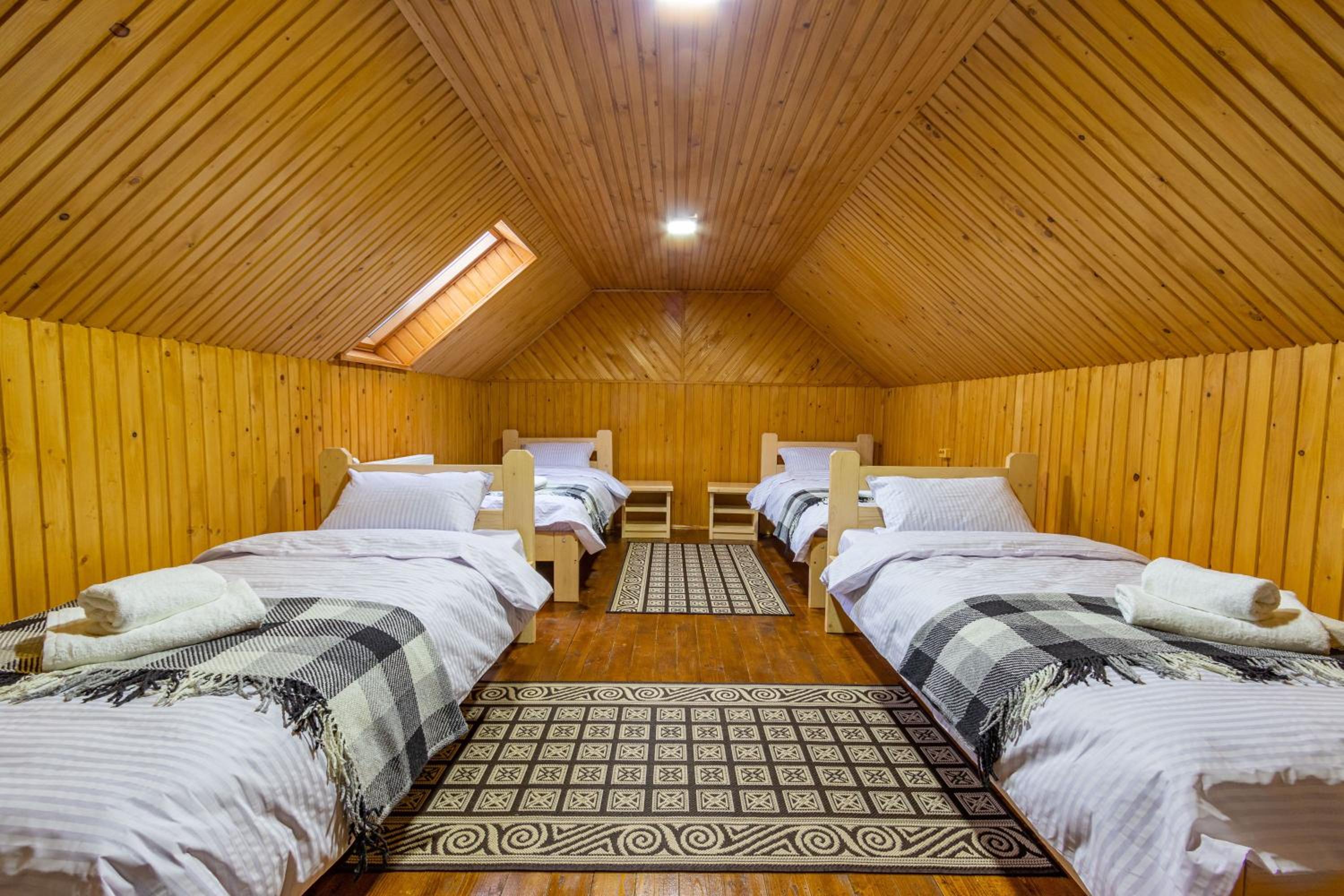 Standard Quadruple Room photo 2