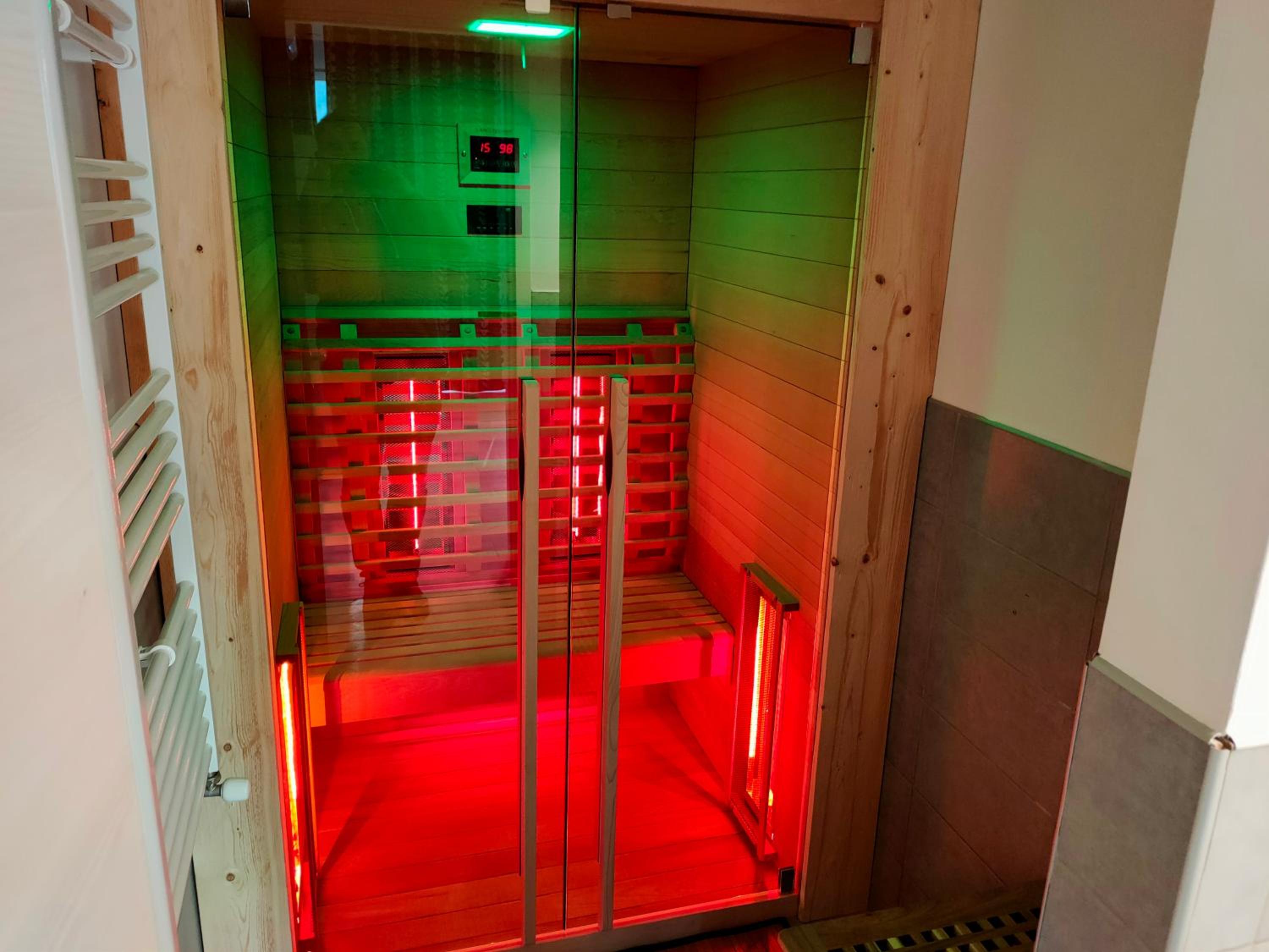 Apartment with Sauna photo 3