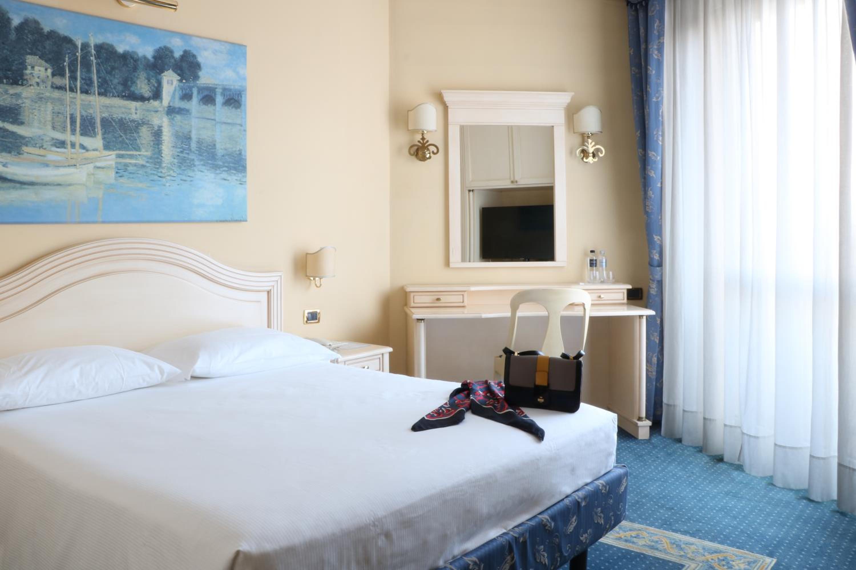 Superior Double Room photo 2