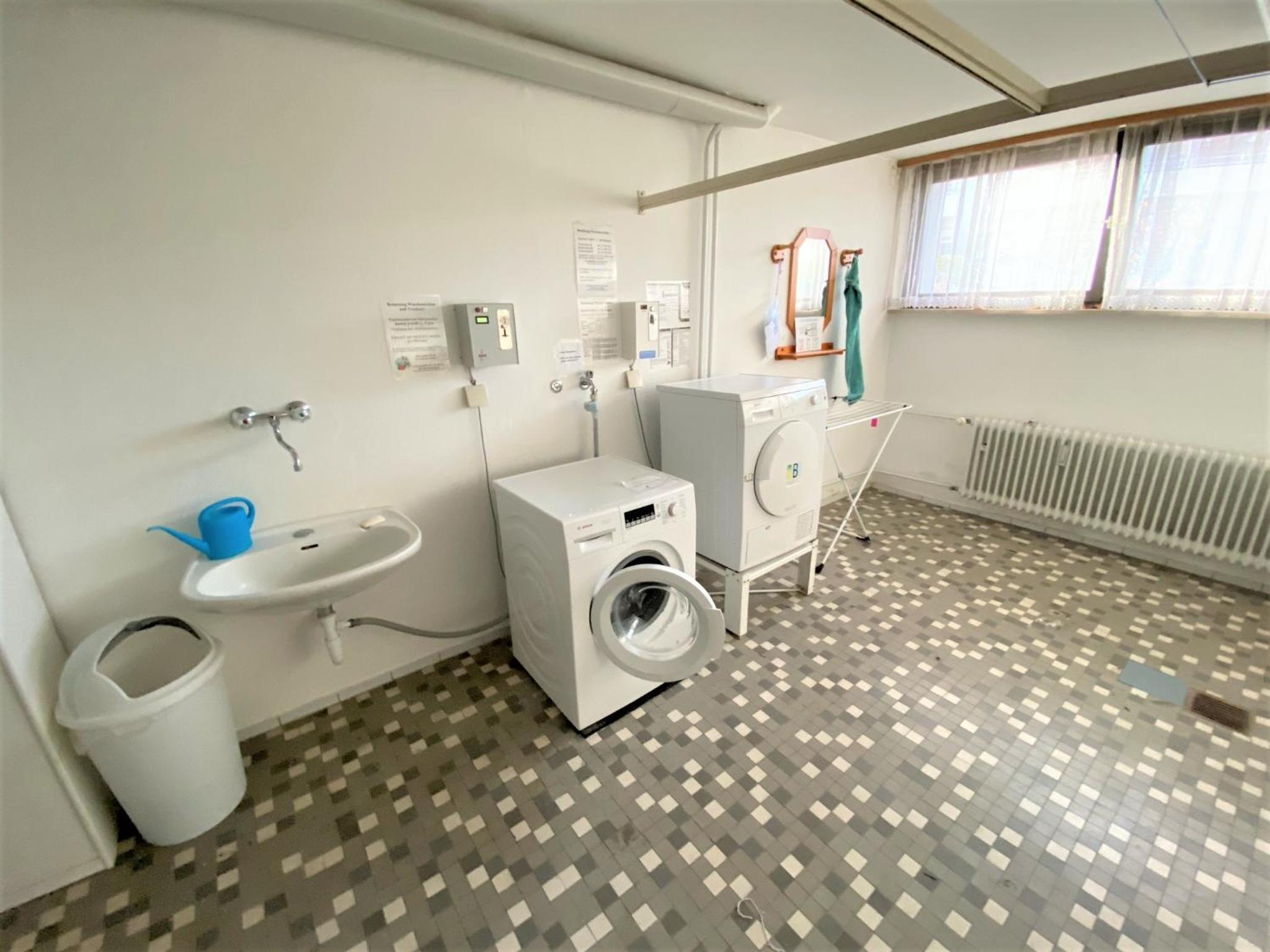 One-Bedroom Apartment - Photo 6