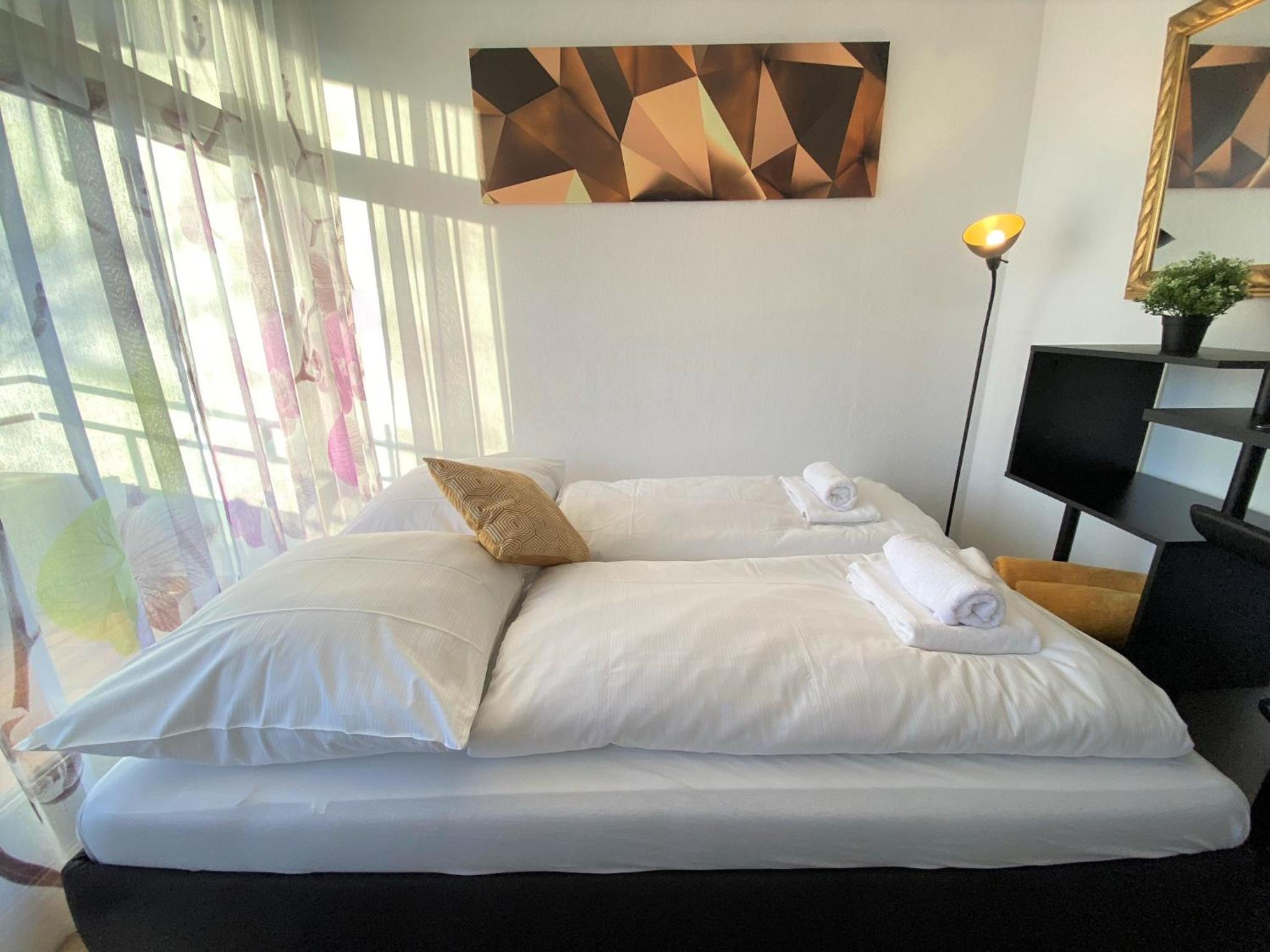 One-Bedroom Apartment - Photo 13