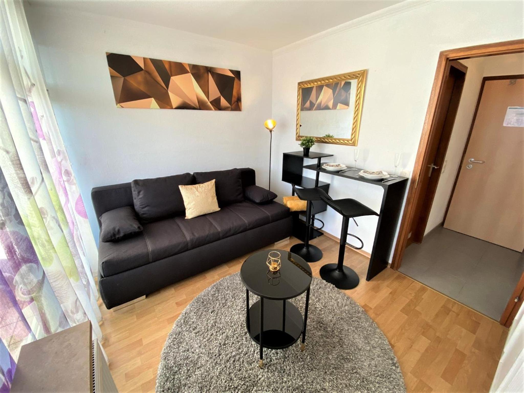 One-Bedroom Apartment - Photo 16