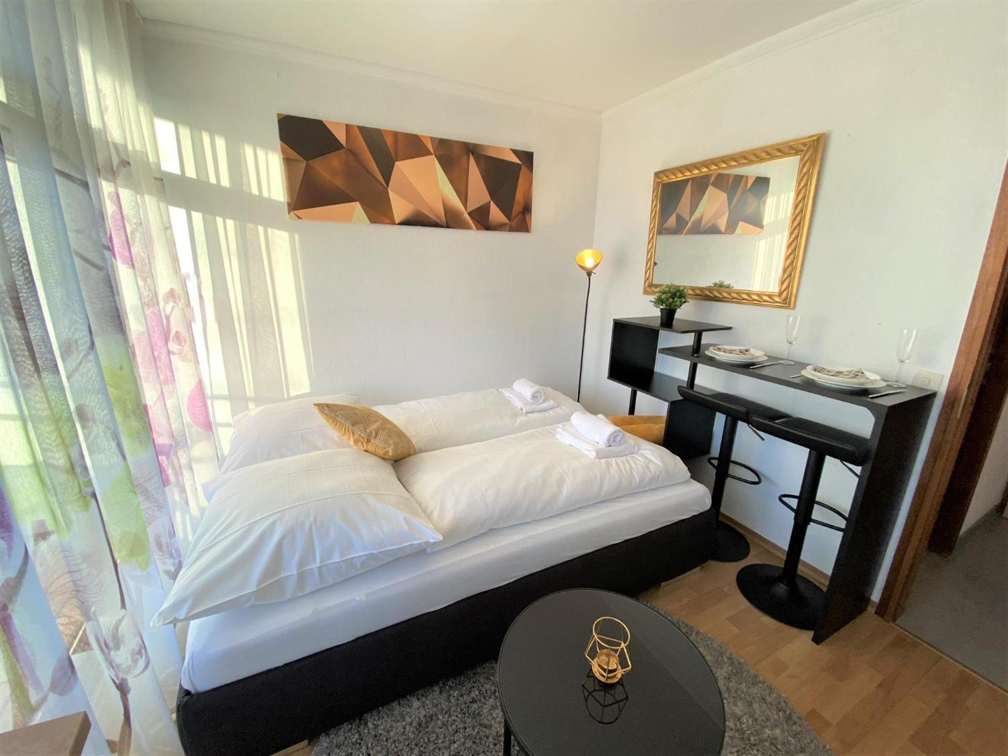One-Bedroom Apartment - Photo 18