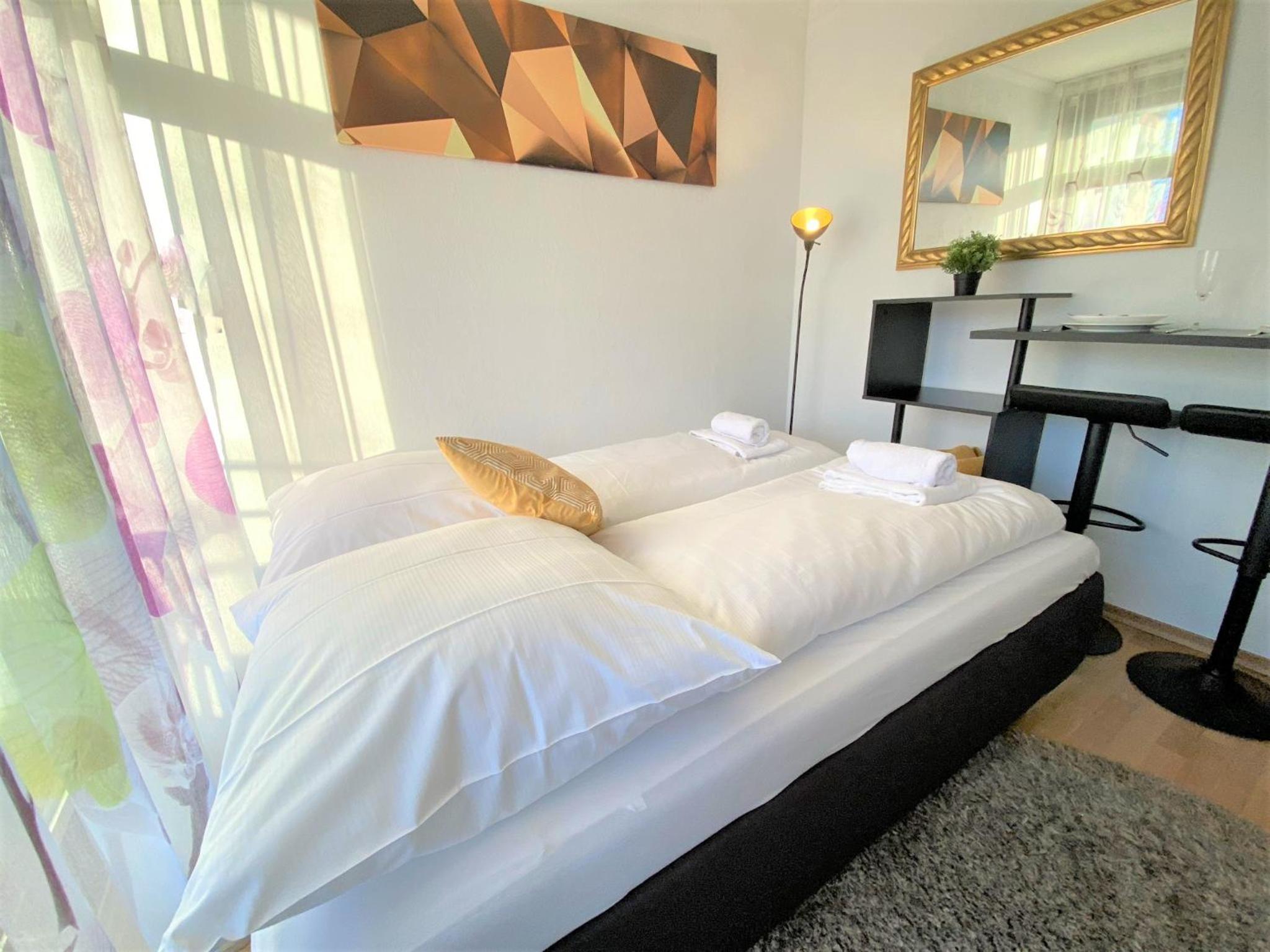 One-Bedroom Apartment - Photo 27