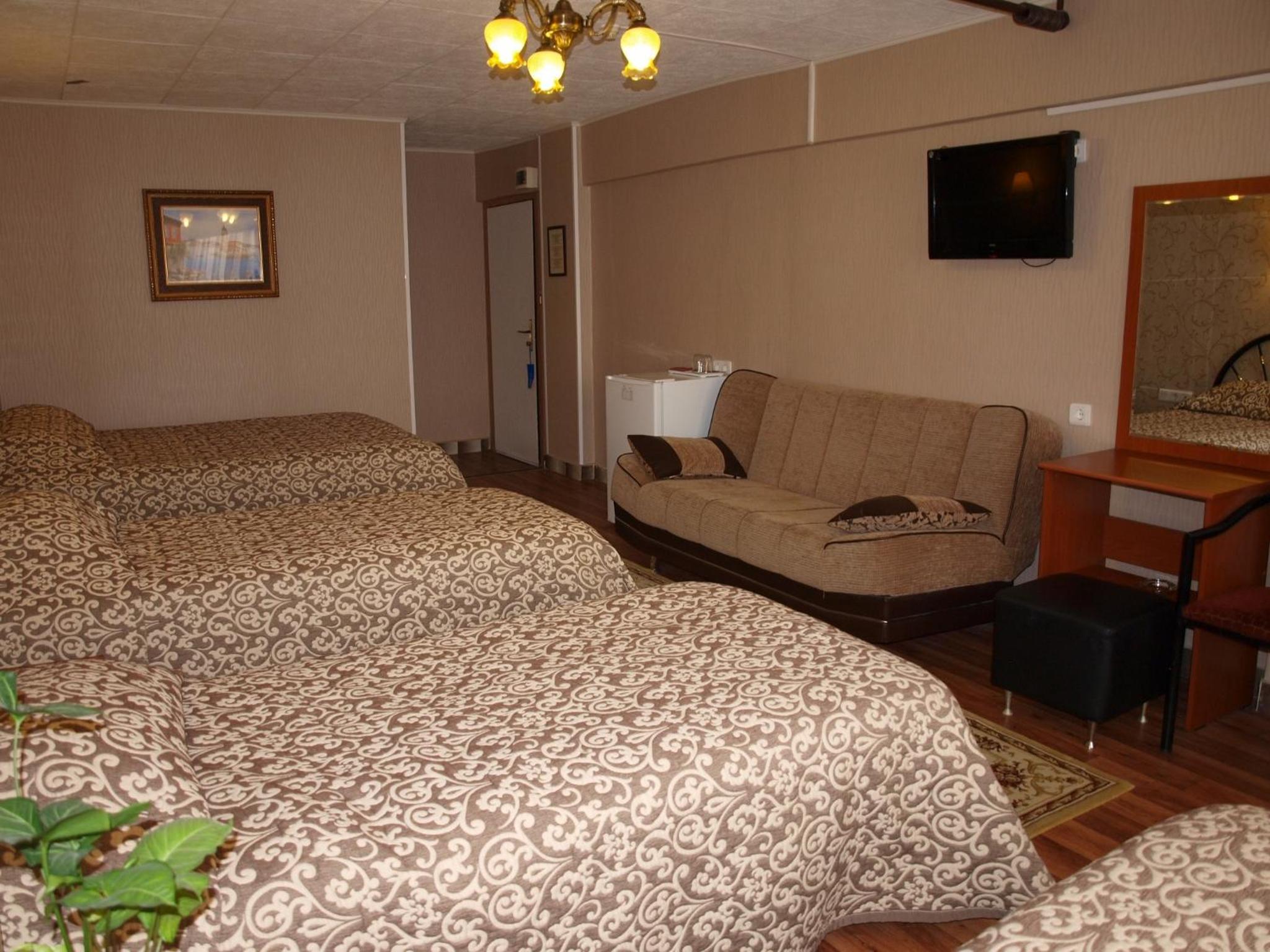 Quadruple Room with Bathroom photo 3