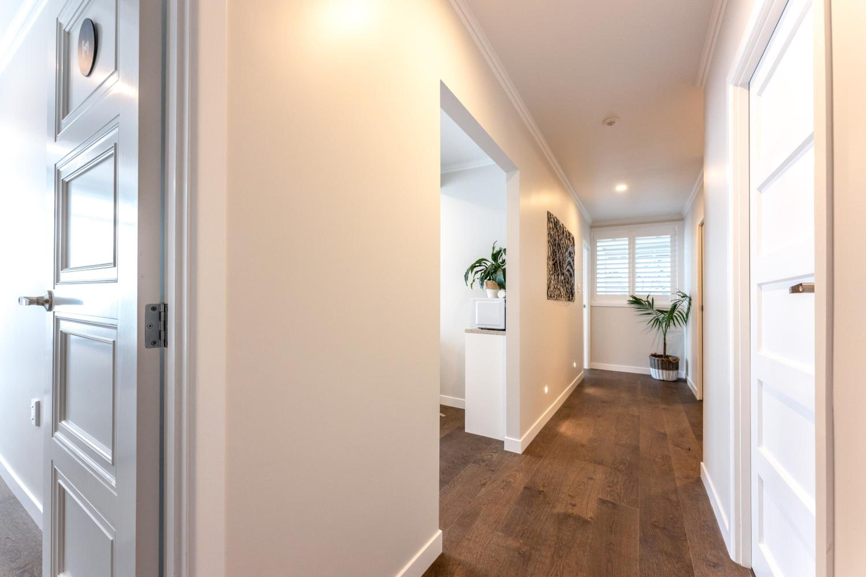 Two-Bedroom Apartment - Photo 6