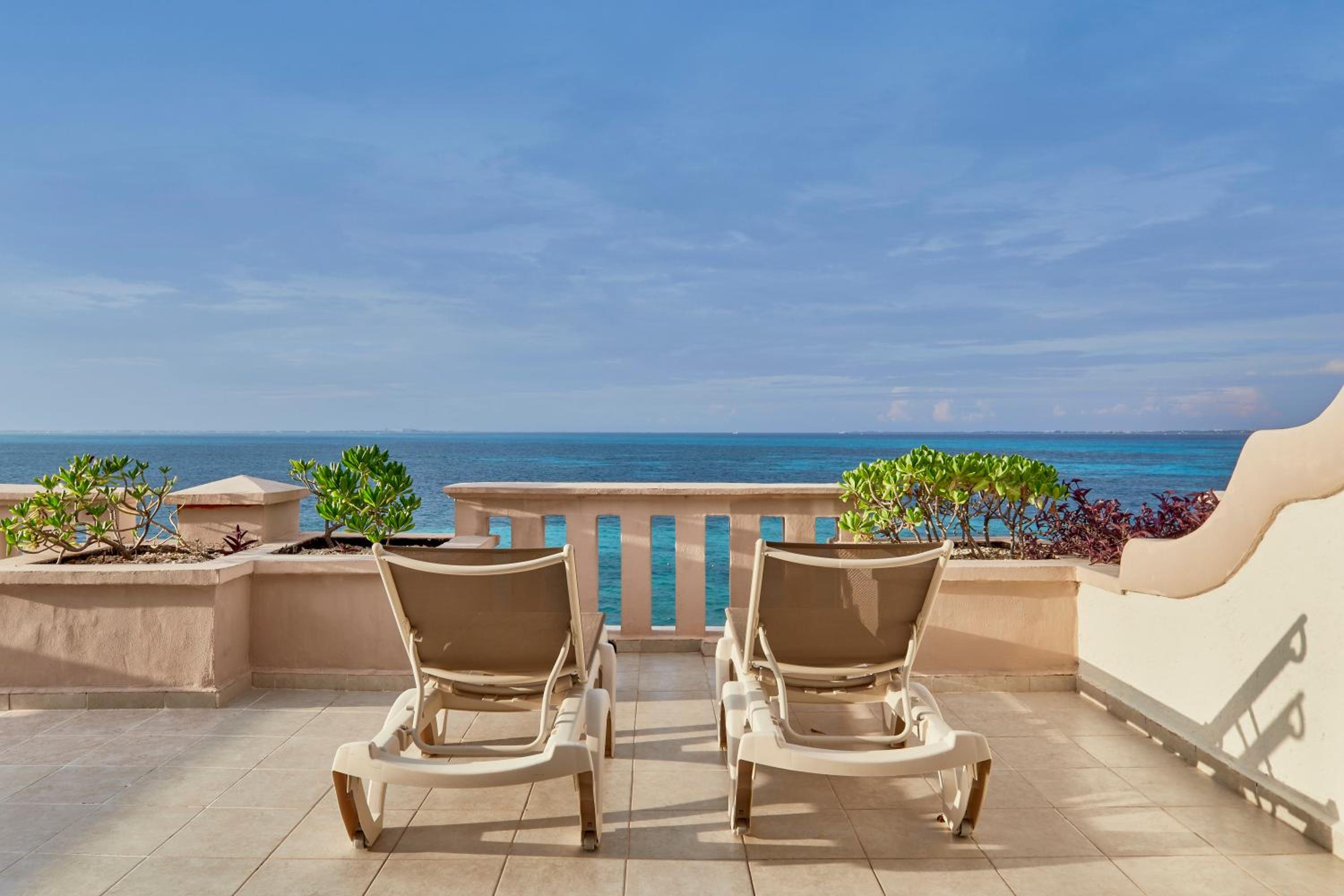 Villa Master Suite