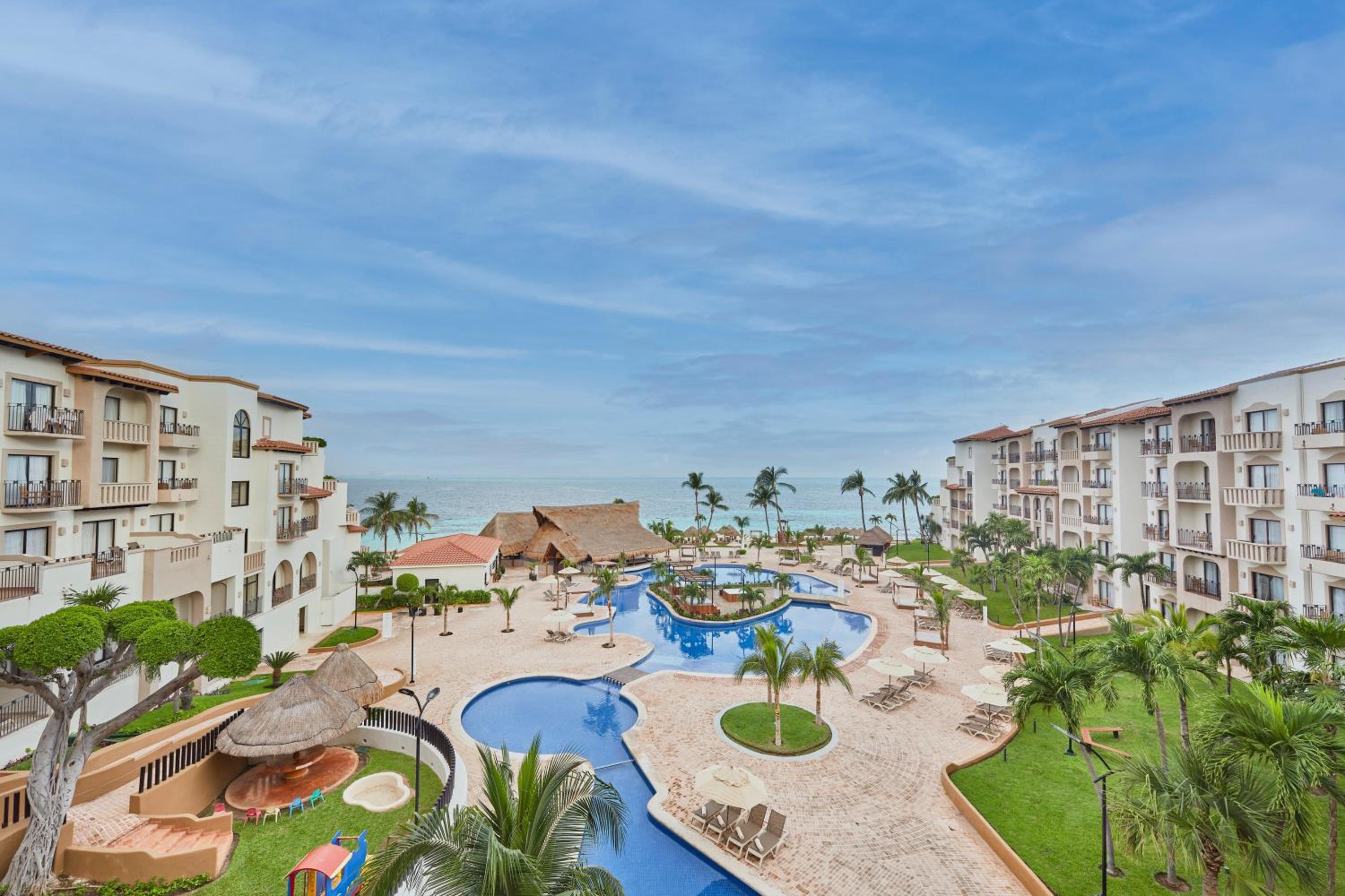 Premium Deluxe Villa thumbnail 6