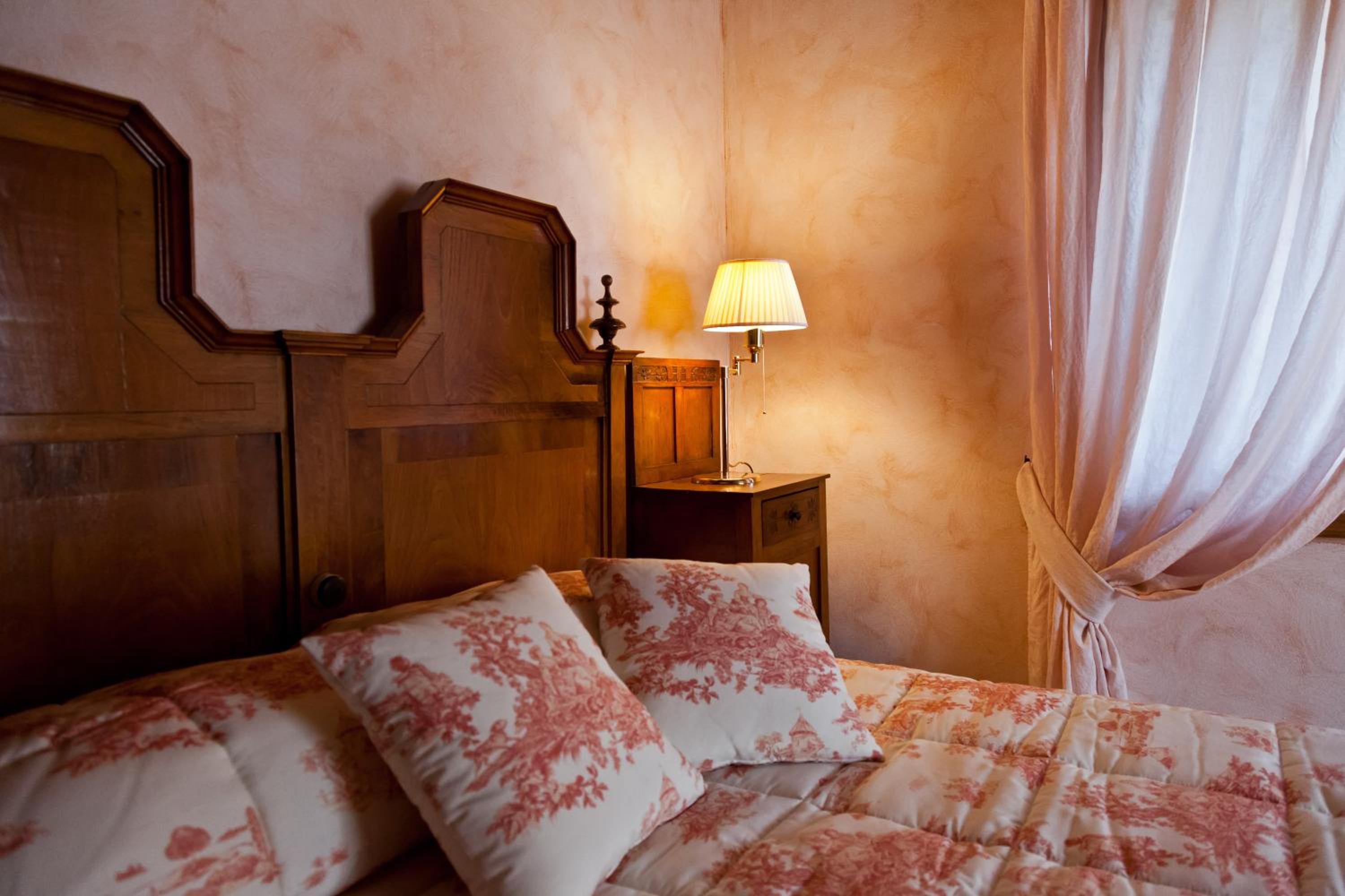 Double Room - Photo 8