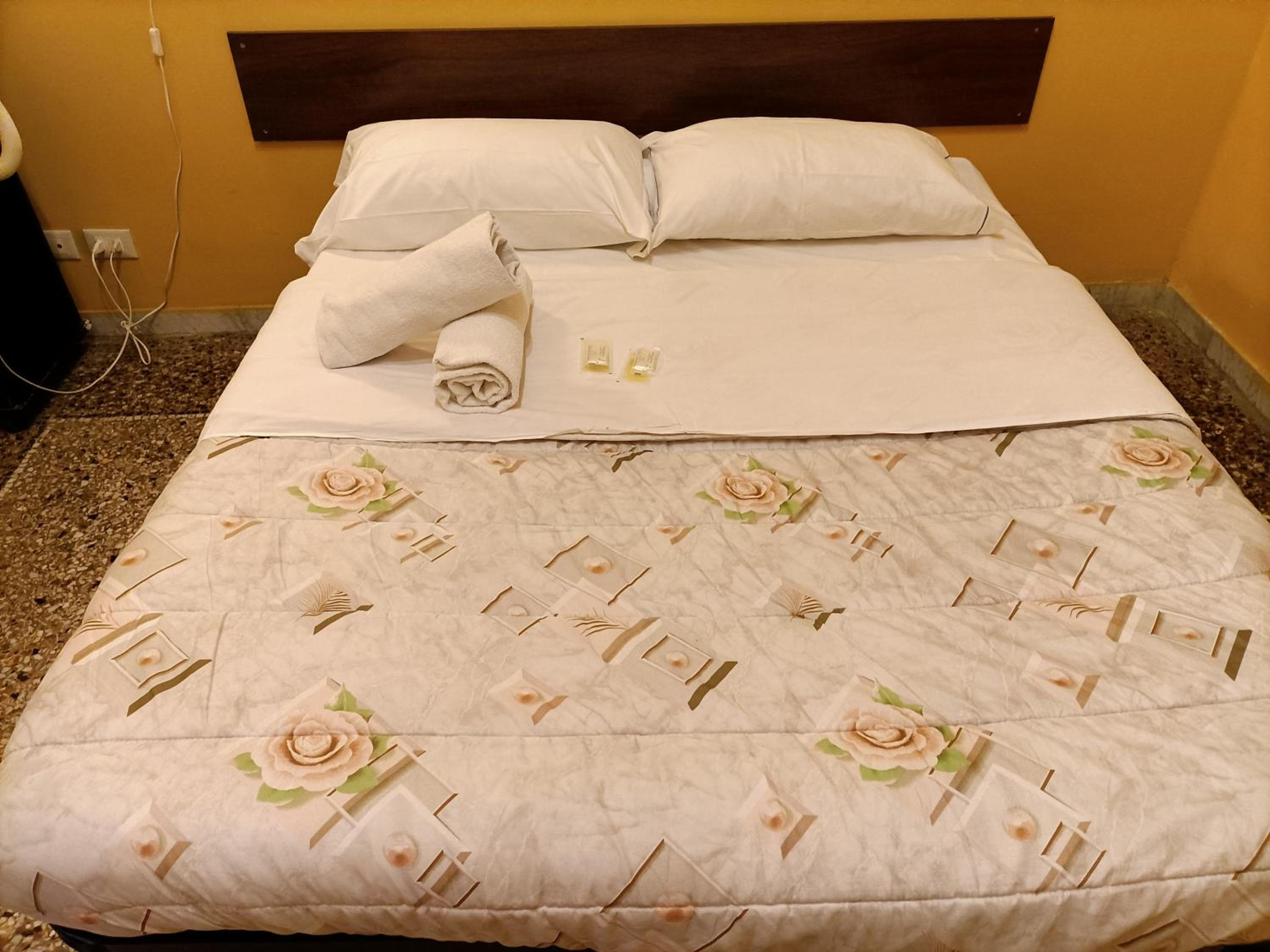 Quadruple Room With Shared Bathroom
