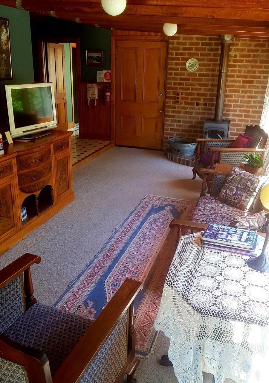 Two-Bedroom Cottage - Photo 4