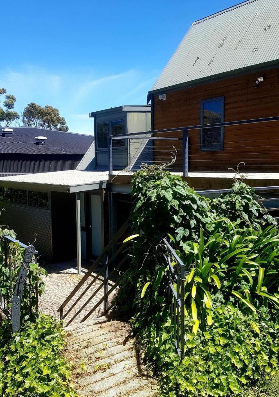 Two-Bedroom Cottage - Photo 21