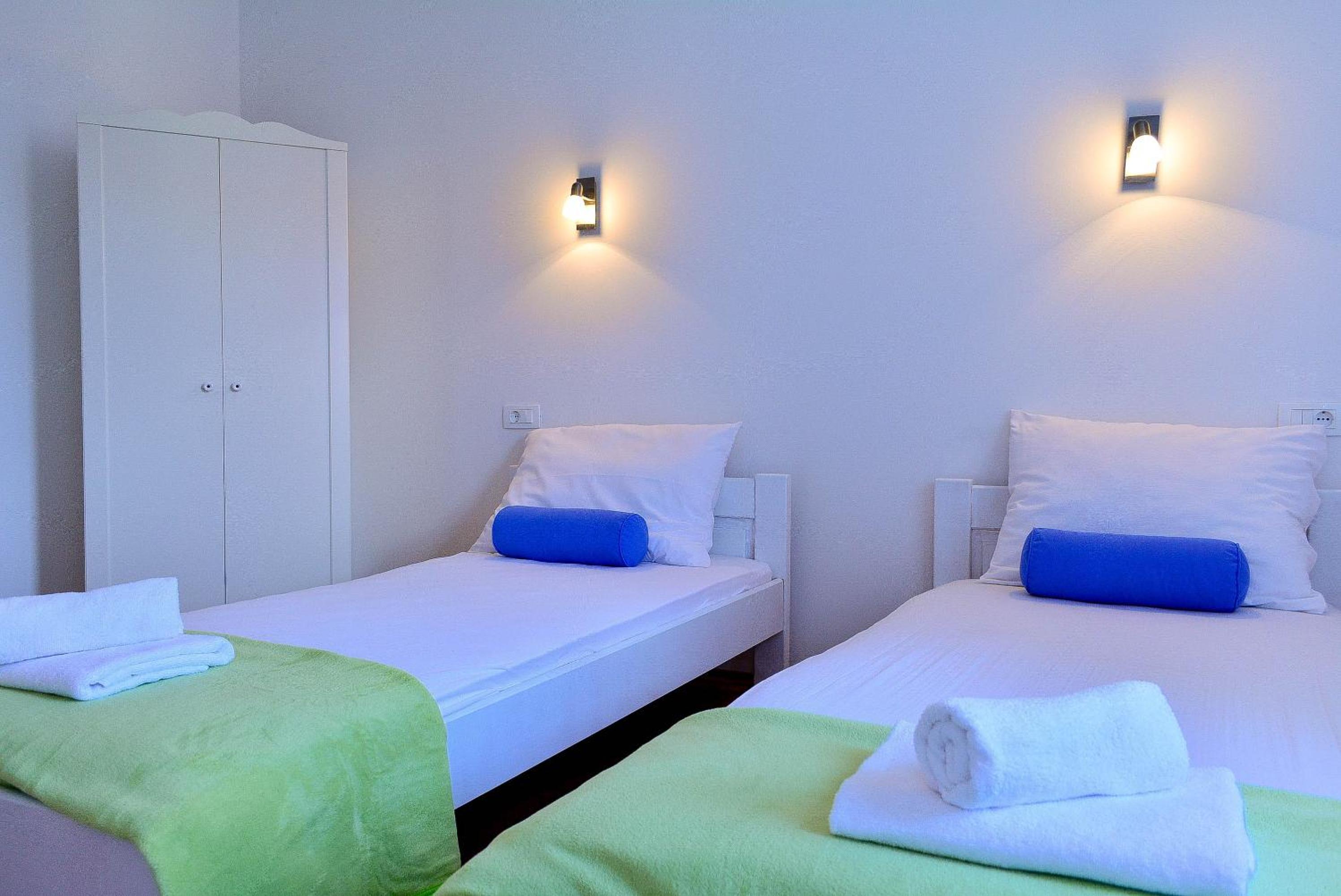 Twin Room with Sea View - Photo 1