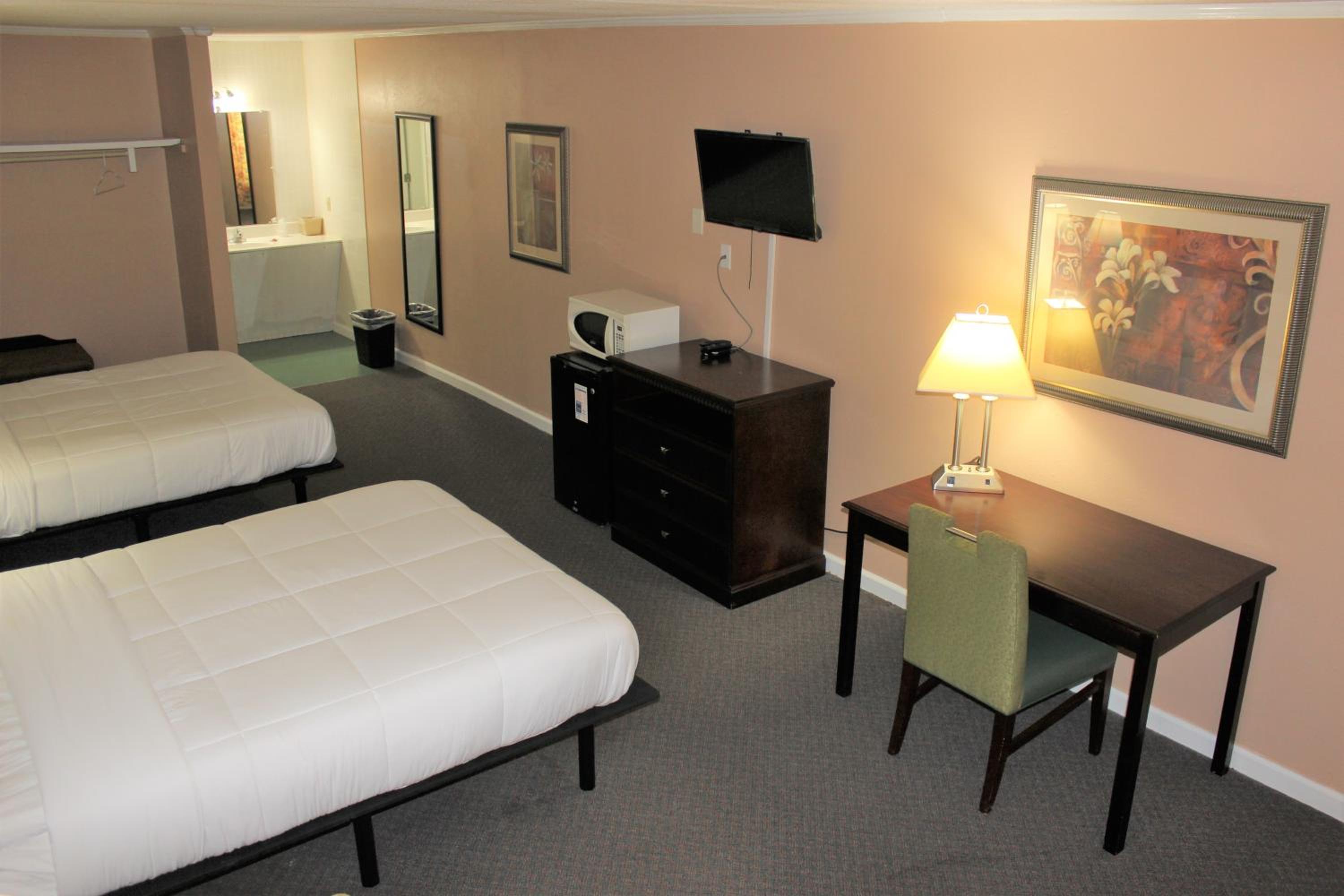 Double Room with Private Bathroom photo 2