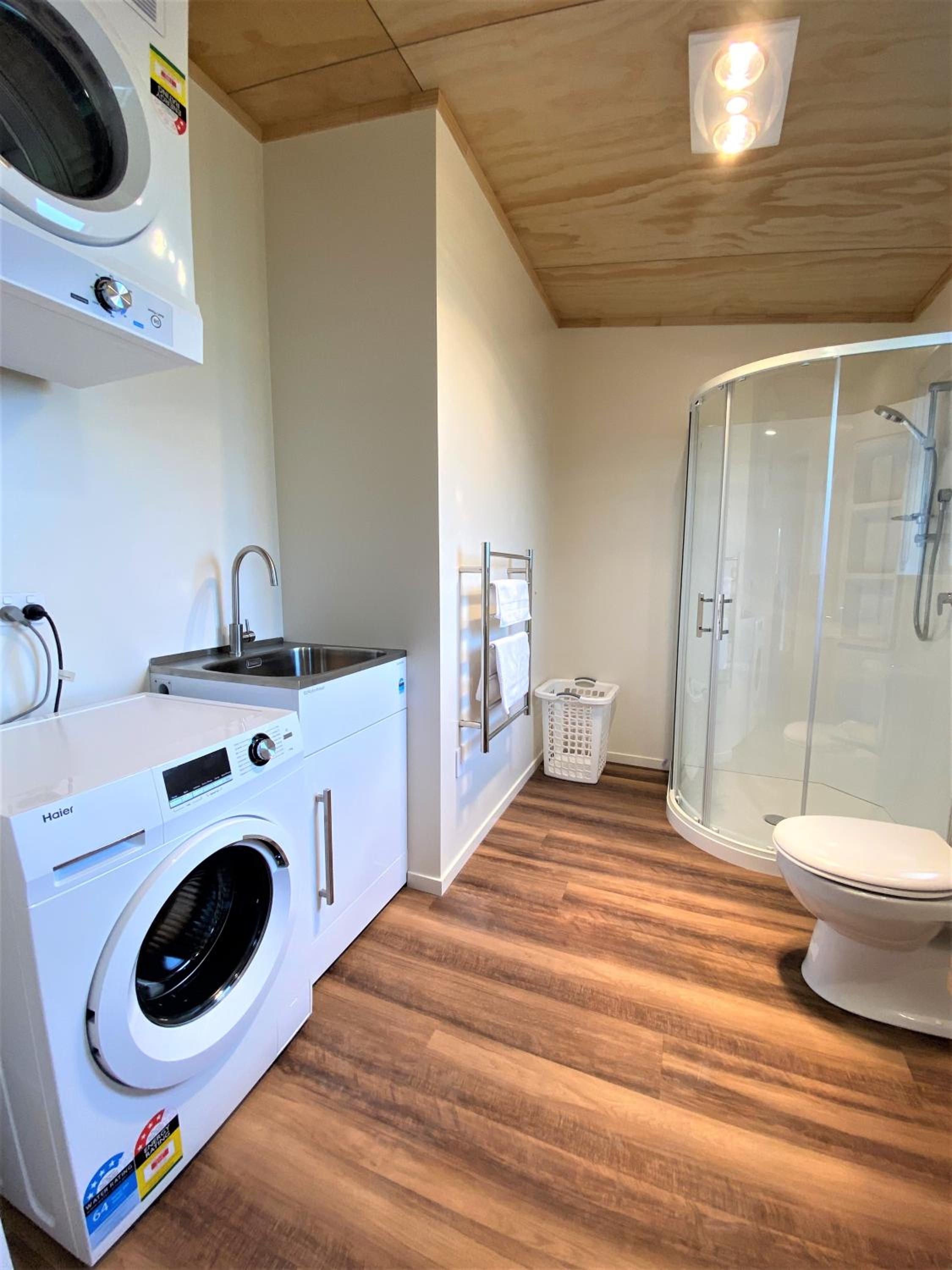Three-Bedroom Apartment - Photo 11