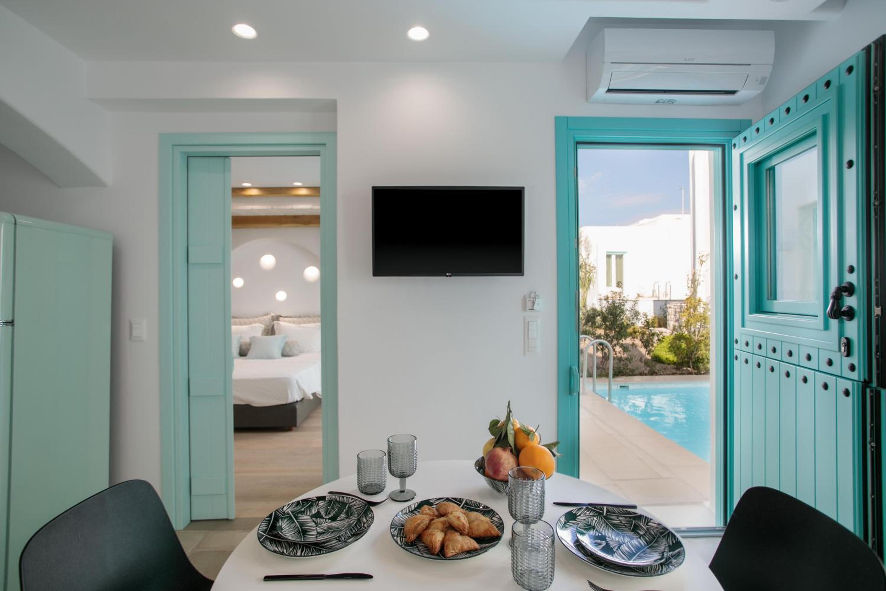 Majo Two Bedroom Villa with Private Pool - Photo 9