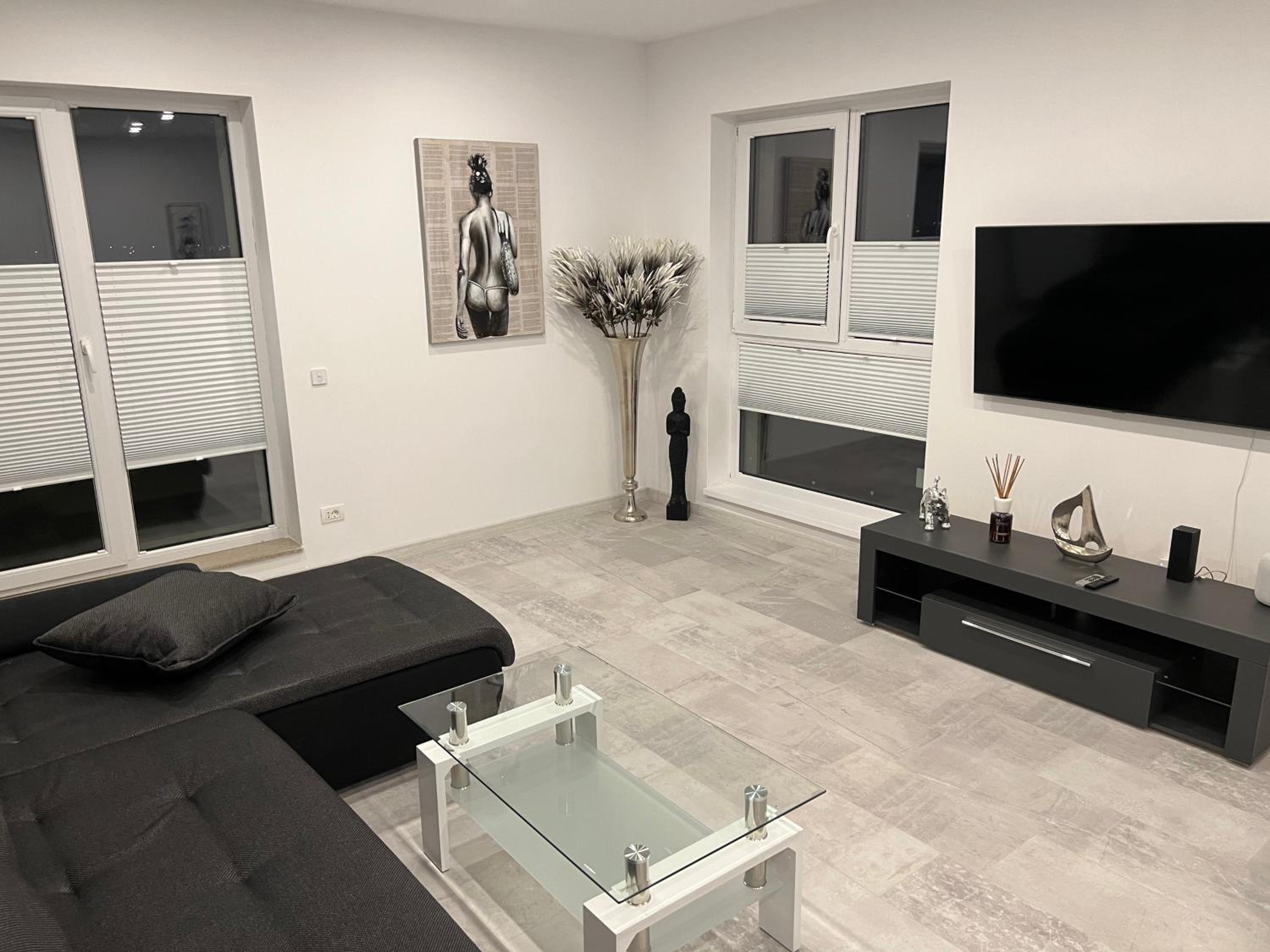 One-Bedroom Apartment - Photo 19